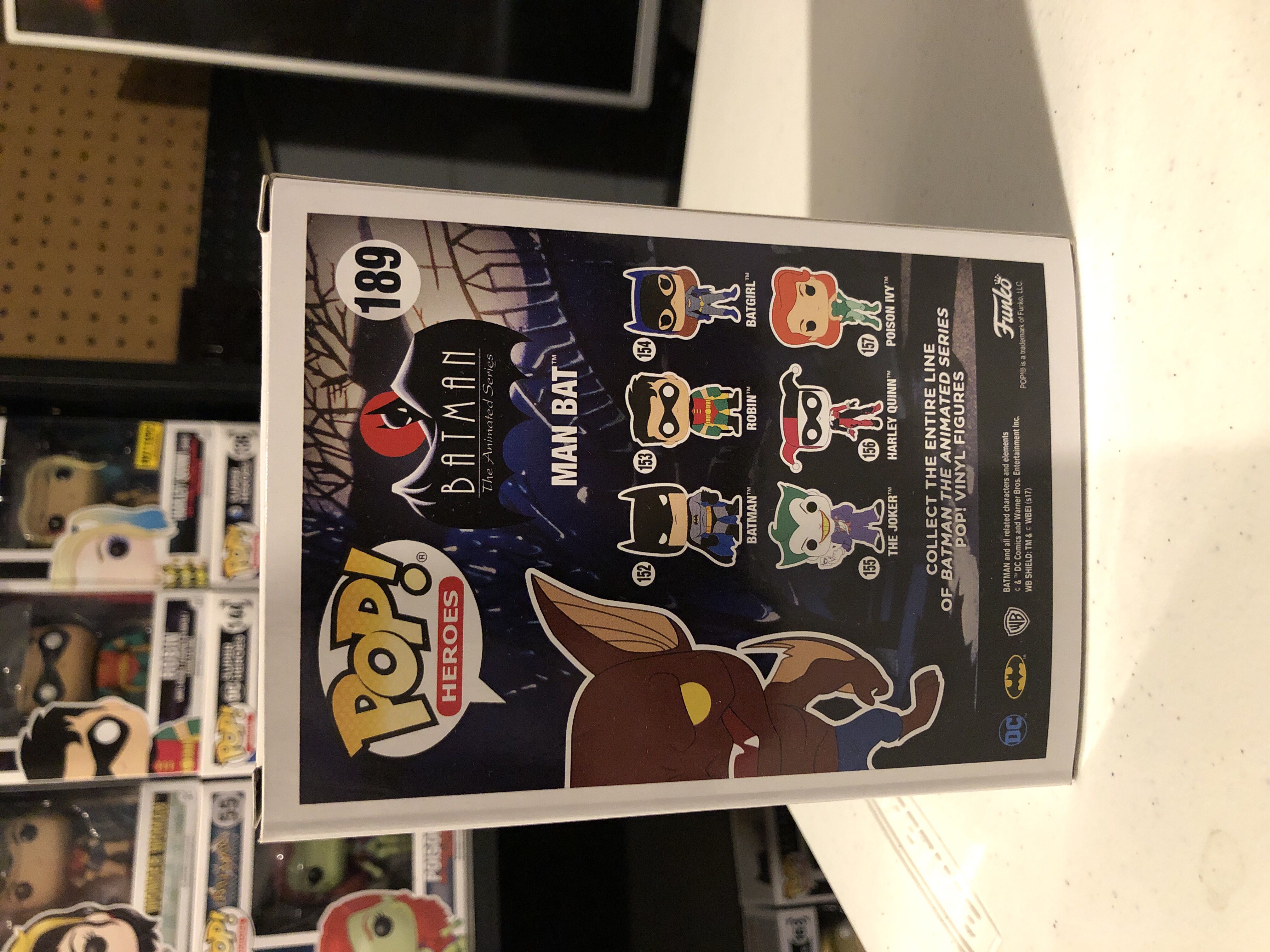 Man Bat - DC Universe vinyl figure collectible [Barcode 889698136419] - Main Image 3