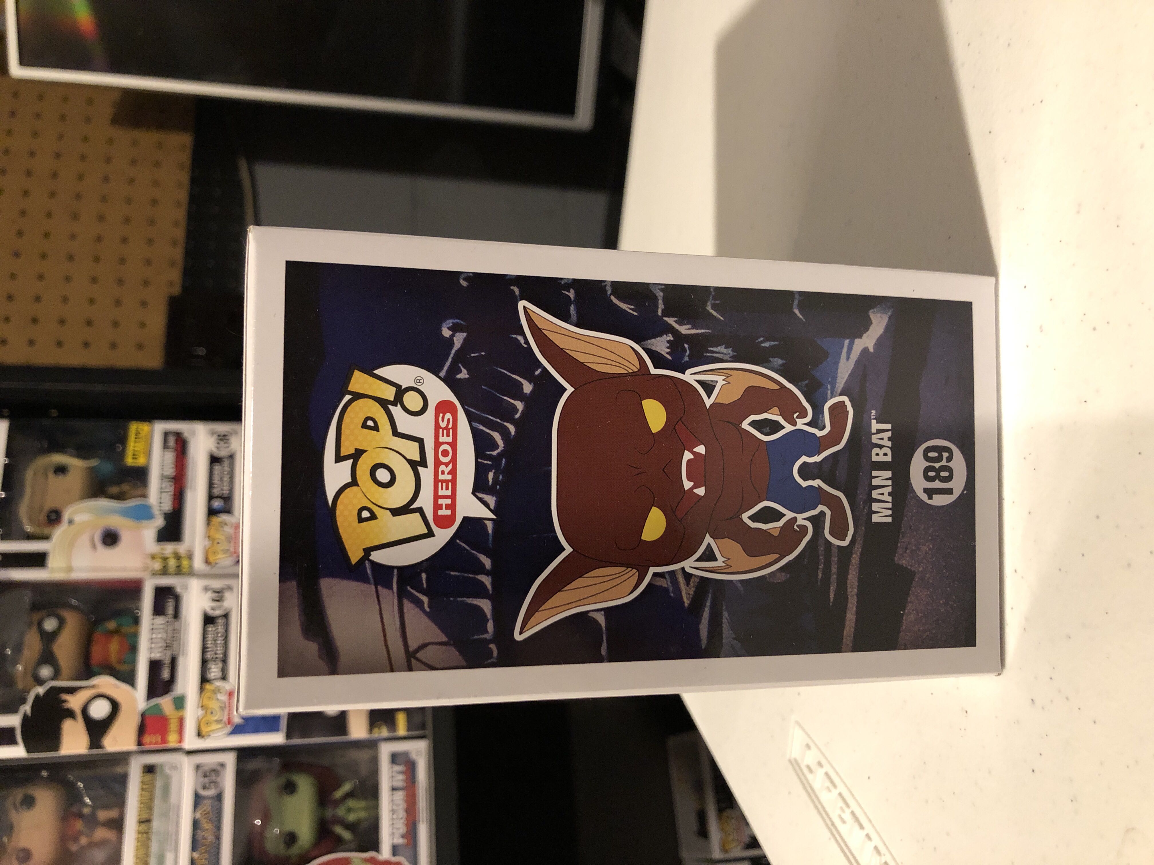 Man Bat - DC Universe vinyl figure collectible [Barcode 889698136419] - Main Image 4