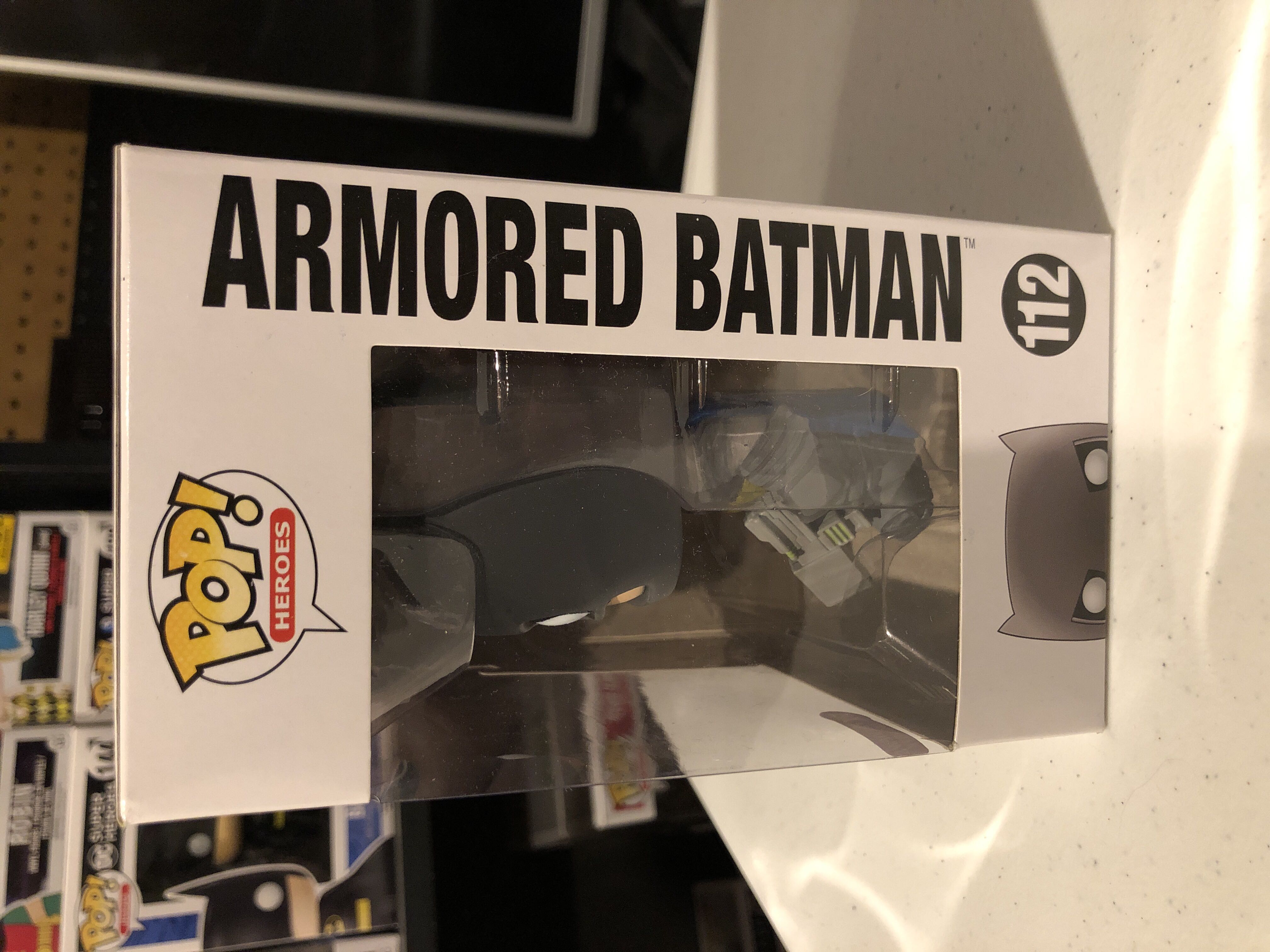 Armored Batman  - DC Universe vinyl figure collectible [Barcode 849803095284] - Main Image 2