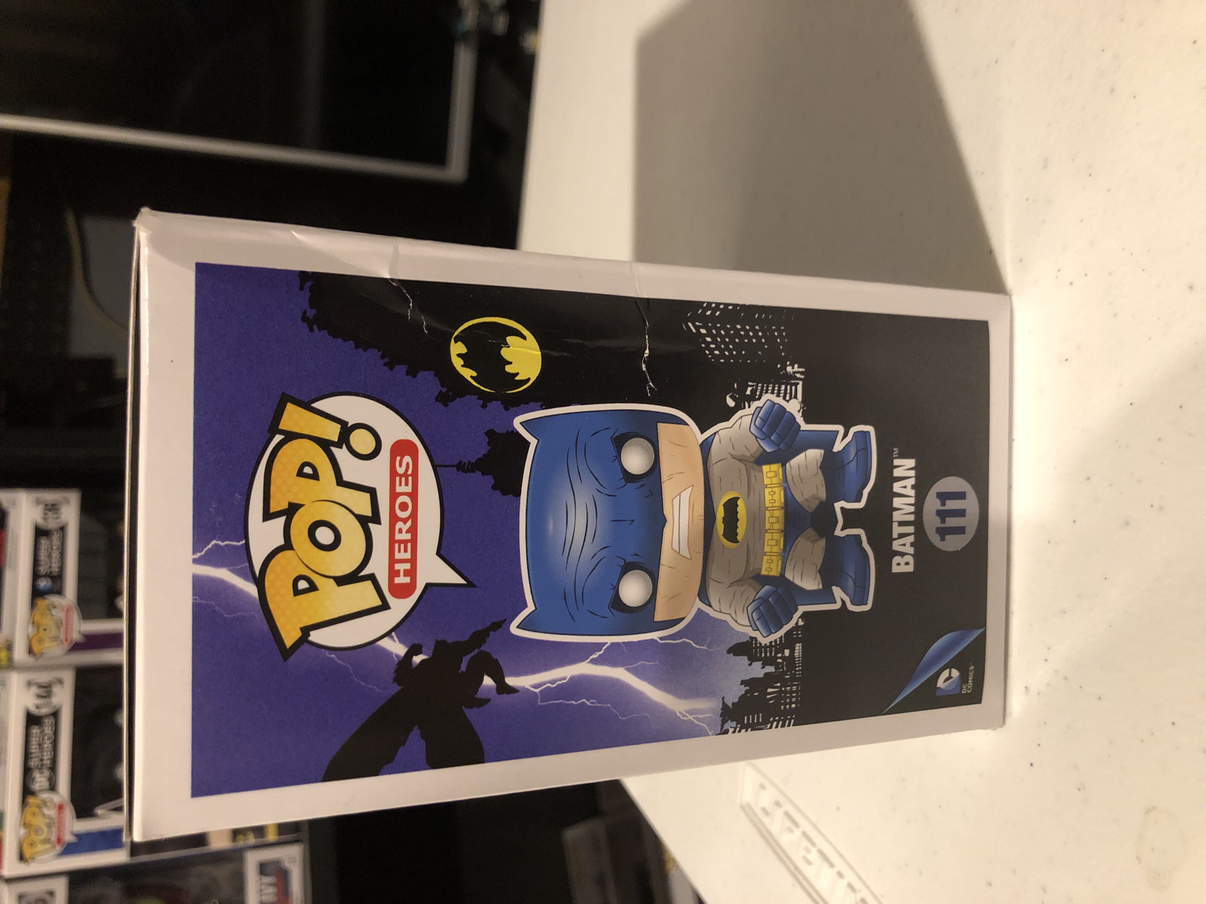 Batman  - Batman vinyl figure collectible [Barcode 849803095307] - Main Image 4