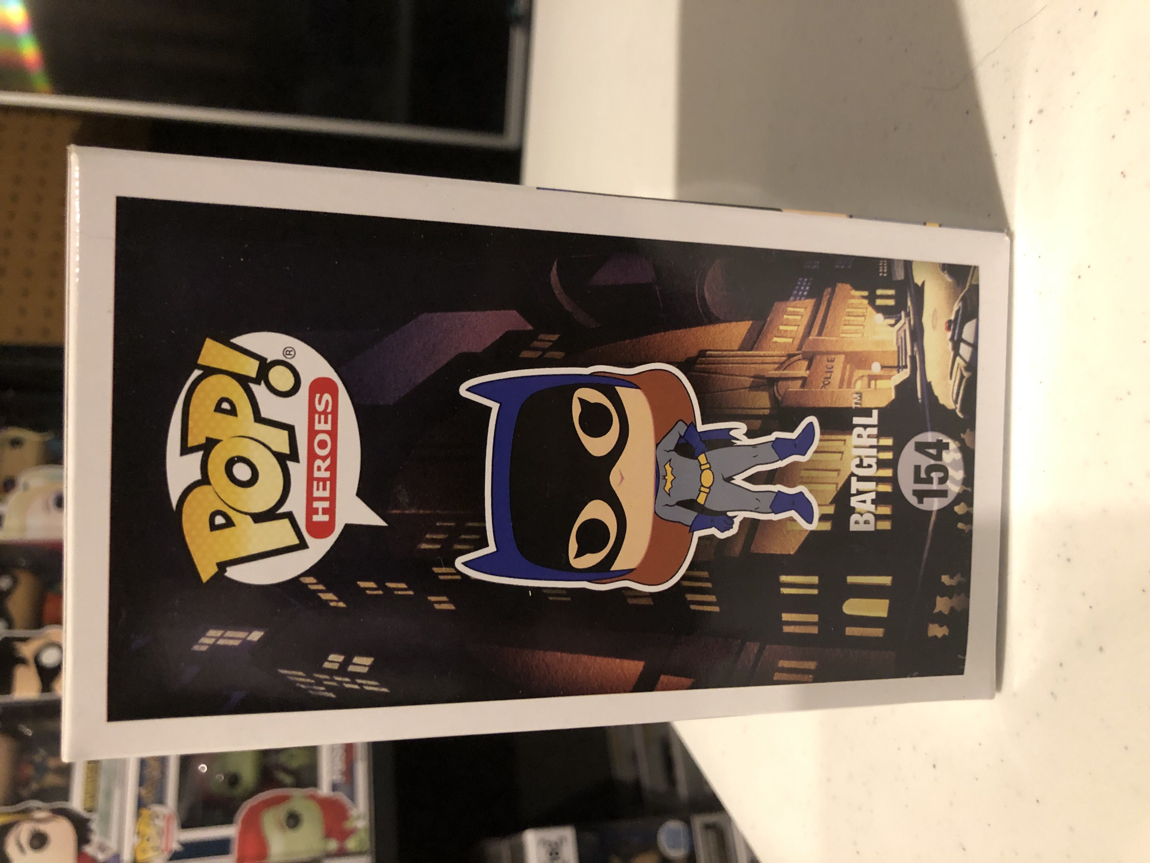 Batgirl  - Batman: The Animated Series vinyl figure collectible [Barcode 889698115728] - Main Image 4