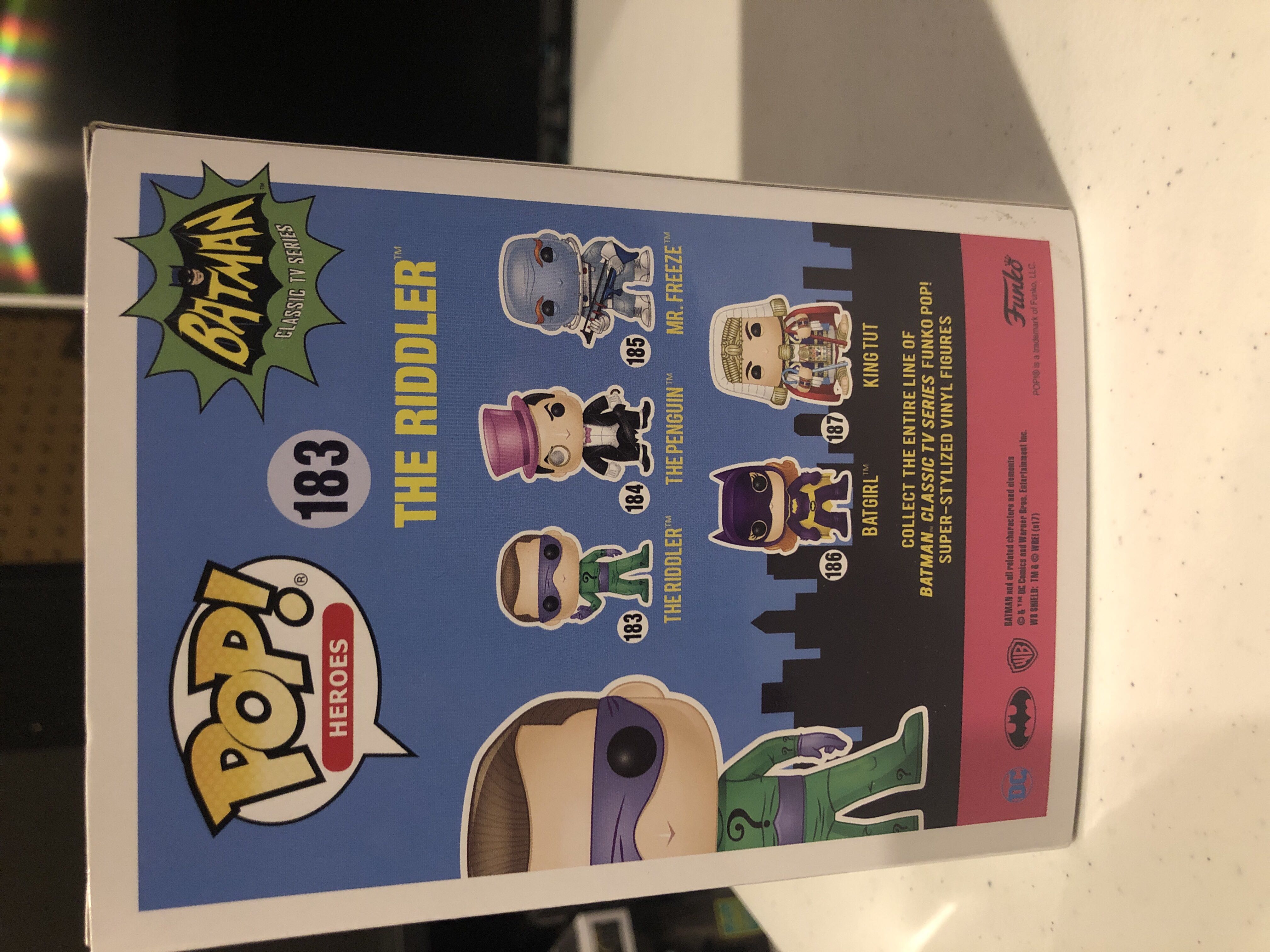 The Riddler - DC Universe vinyl figure collectible [Barcode 889698136280] - Main Image 3