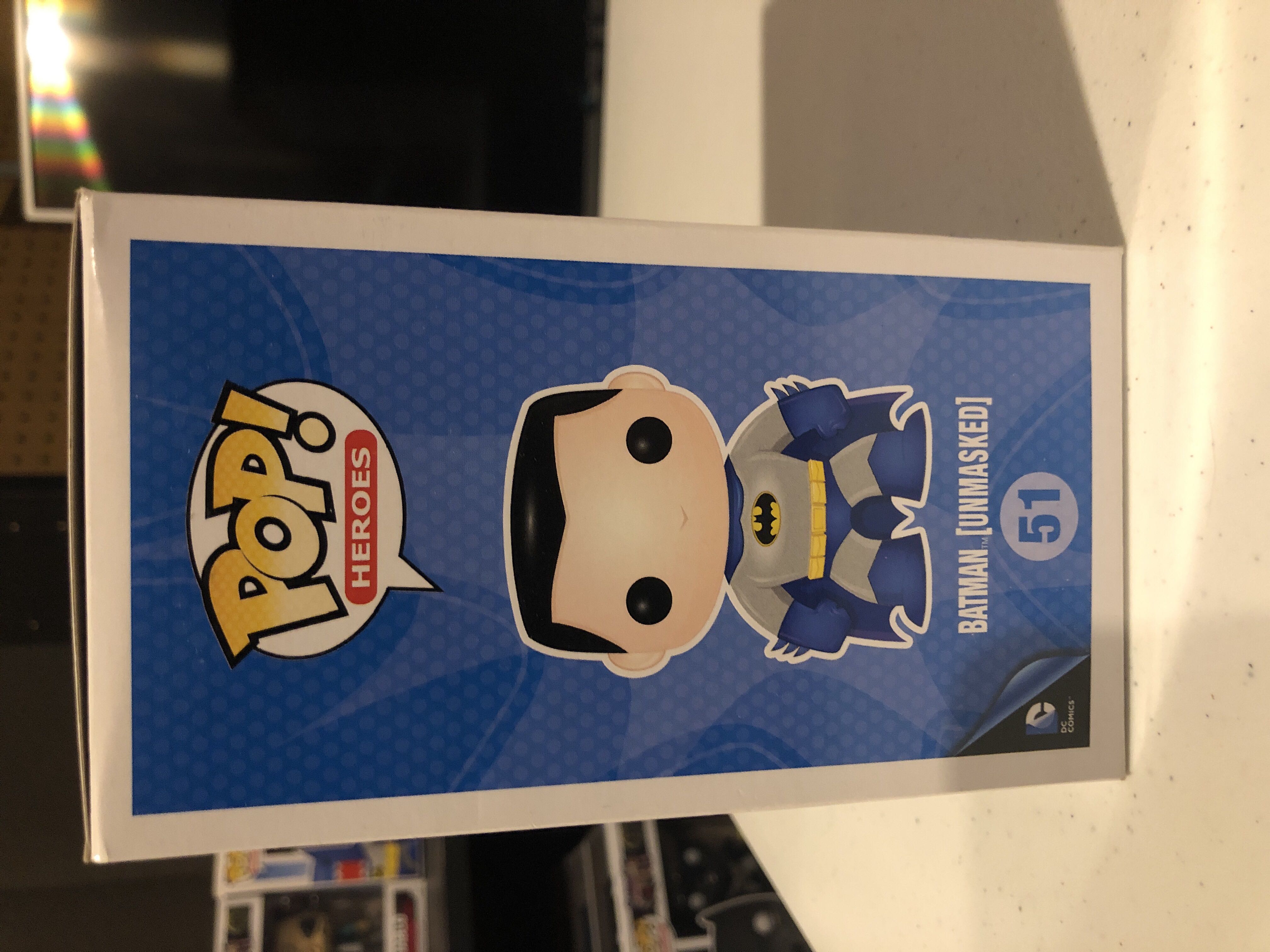 Batman (Unmasked) - DC Universe vinyl figure collectible [Barcode 849803044824] - Main Image 4