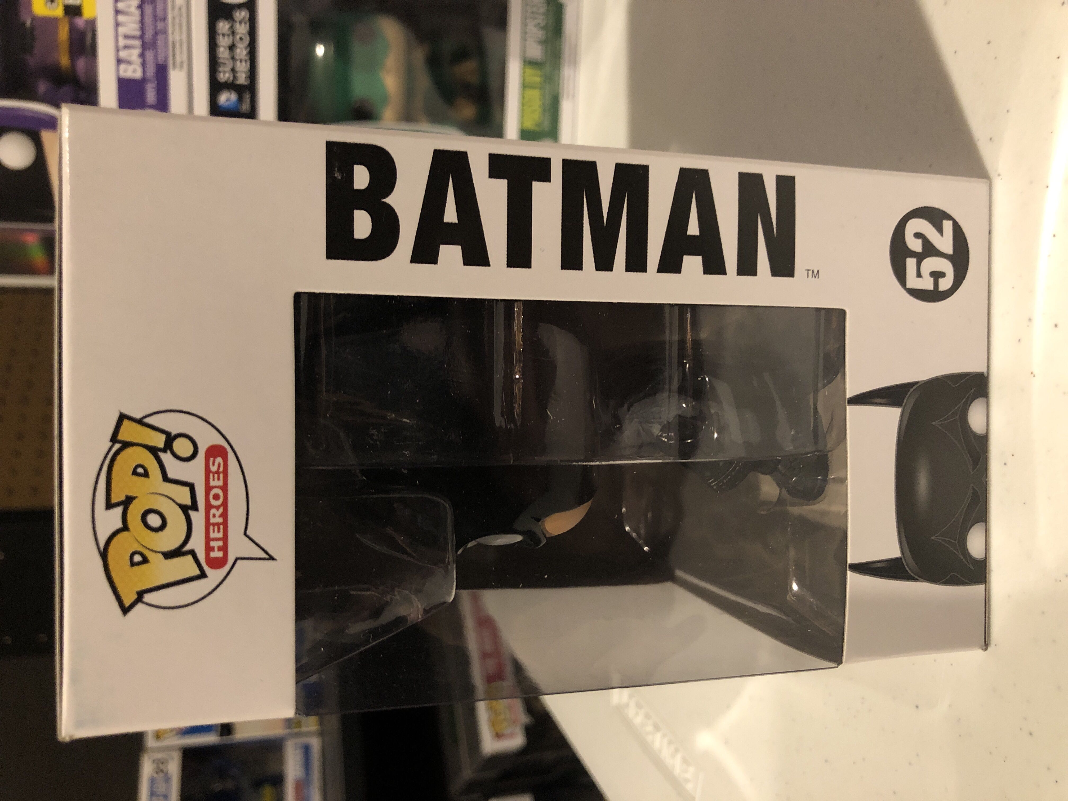 Batman (Black) - DC Universe vinyl figure collectible [Barcode 849803043254] - Main Image 2