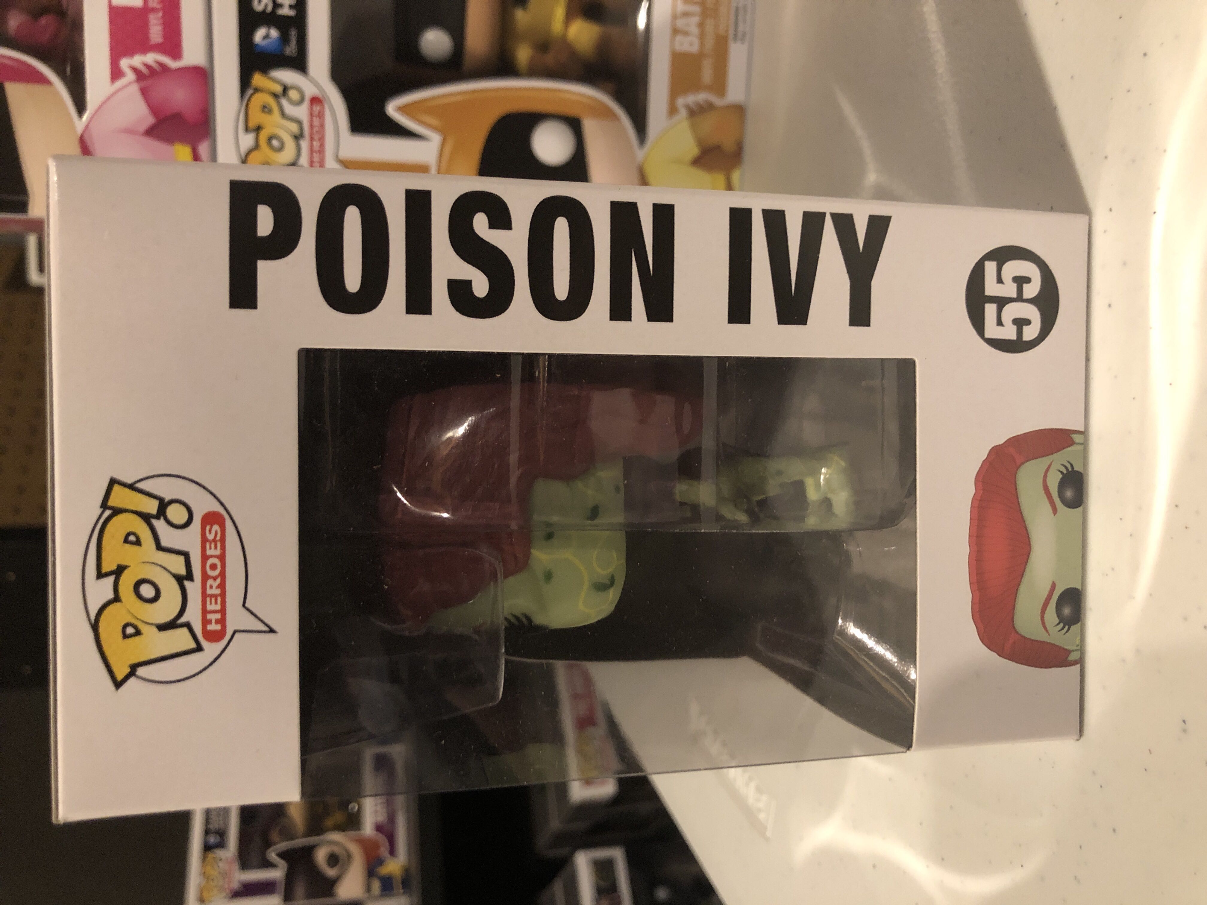 Poison Ivy - Batman: Arkham Asylum vinyl figure collectible [Barcode 849803043407] - Main Image 2