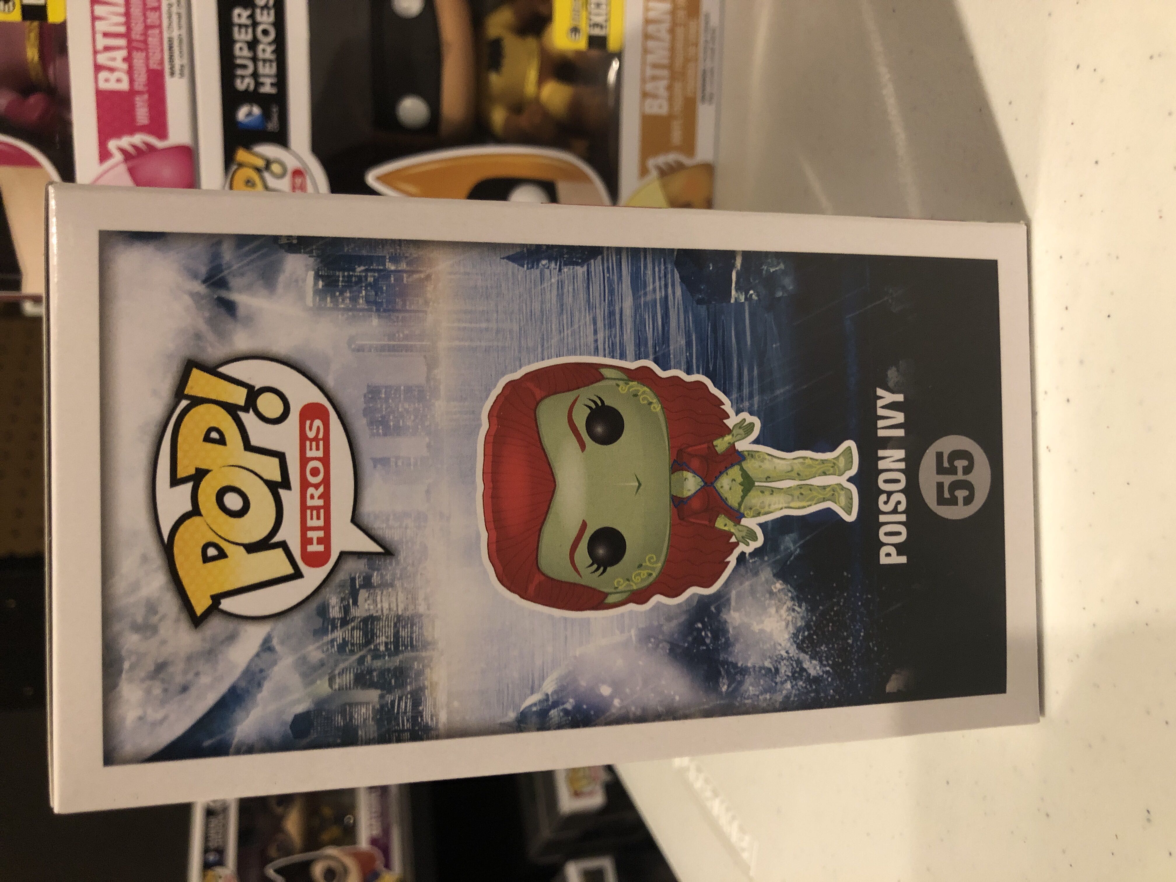 Poison Ivy - Batman: Arkham Asylum vinyl figure collectible [Barcode 849803043407] - Main Image 4