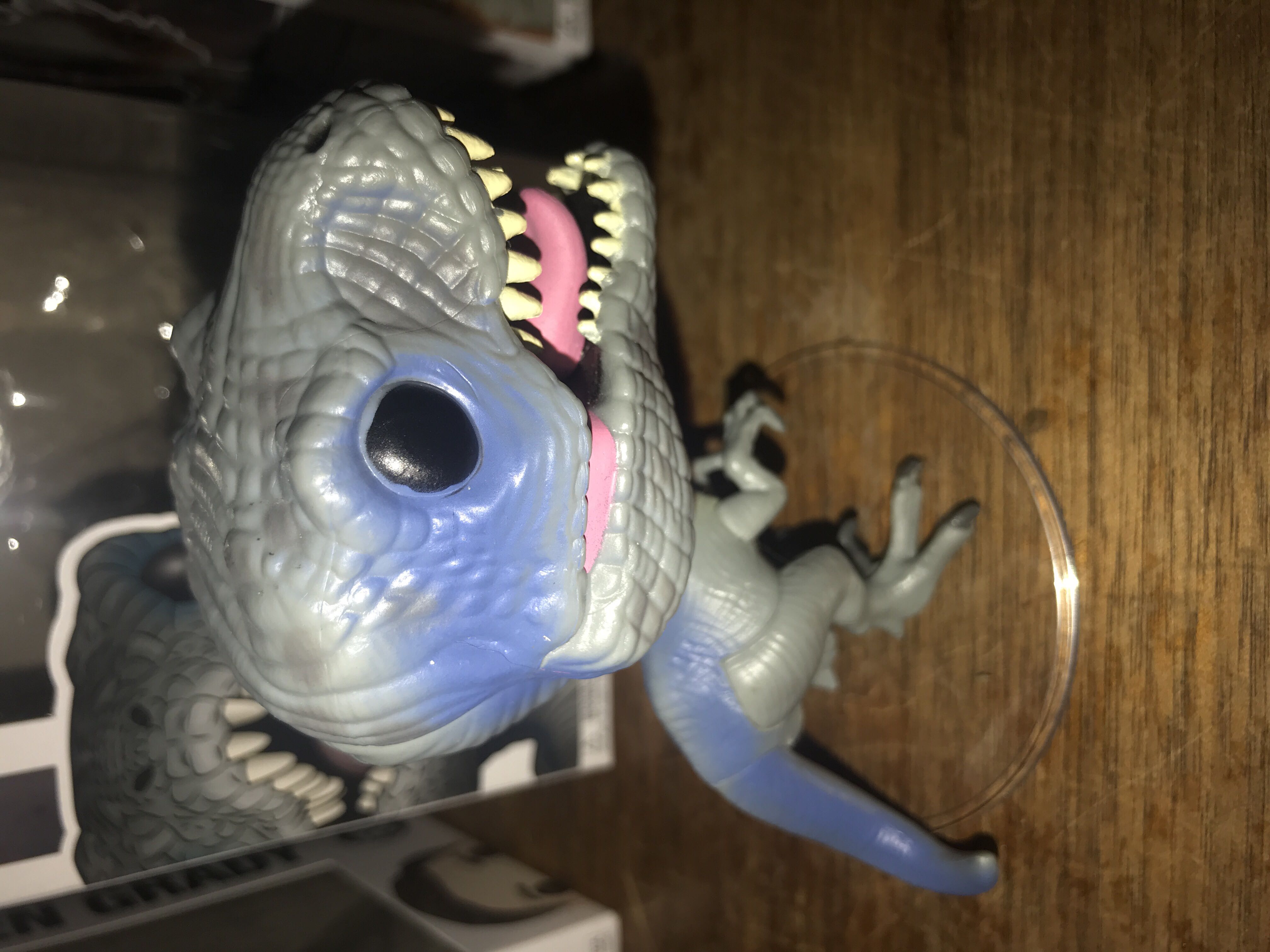 Blue - Jurassic World vinyl figure collectible - Main Image 3