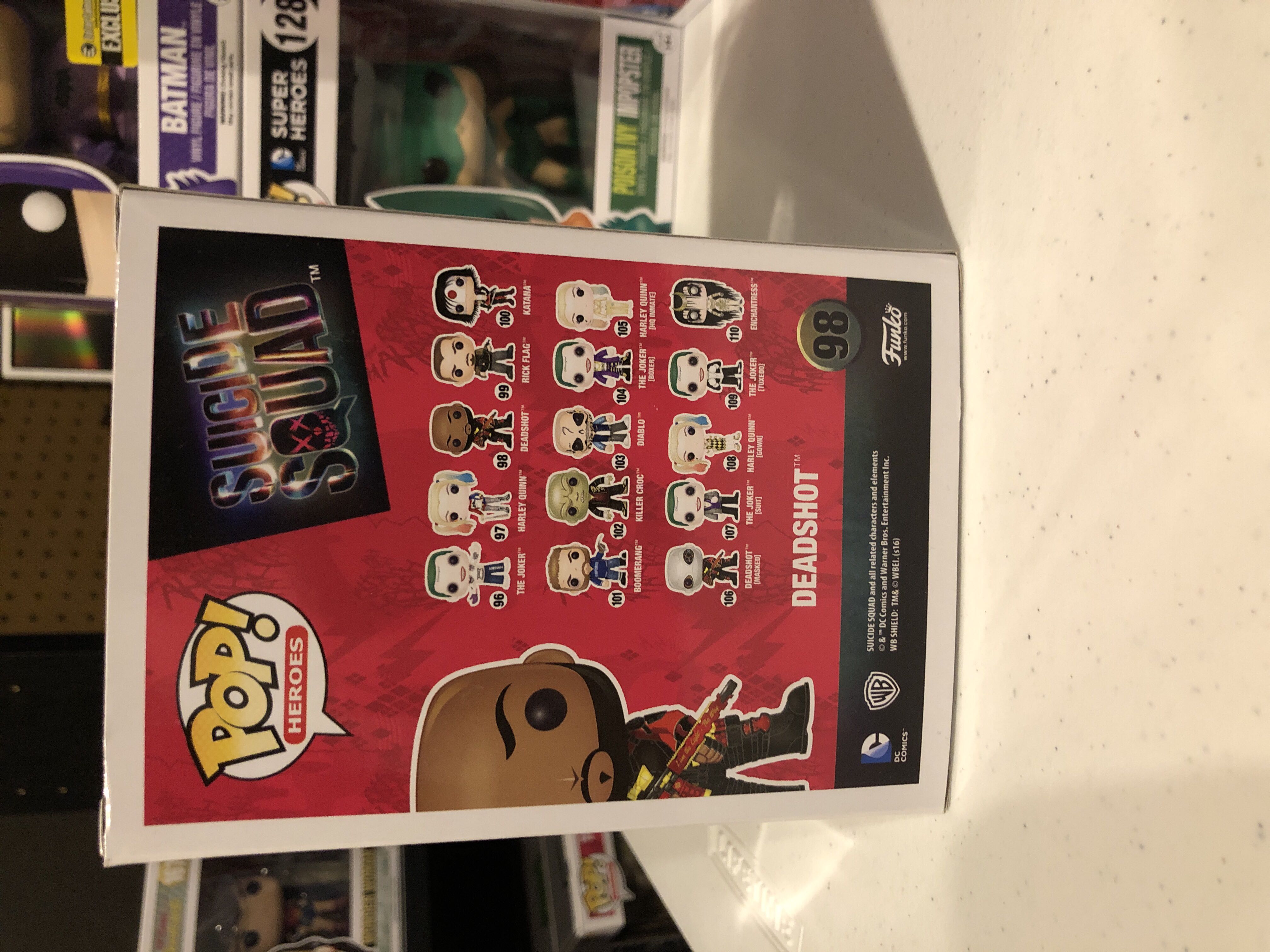 Deadshot : 98 - DC Universe vinyl figure collectible [Barcode 849803083618] - Main Image 3