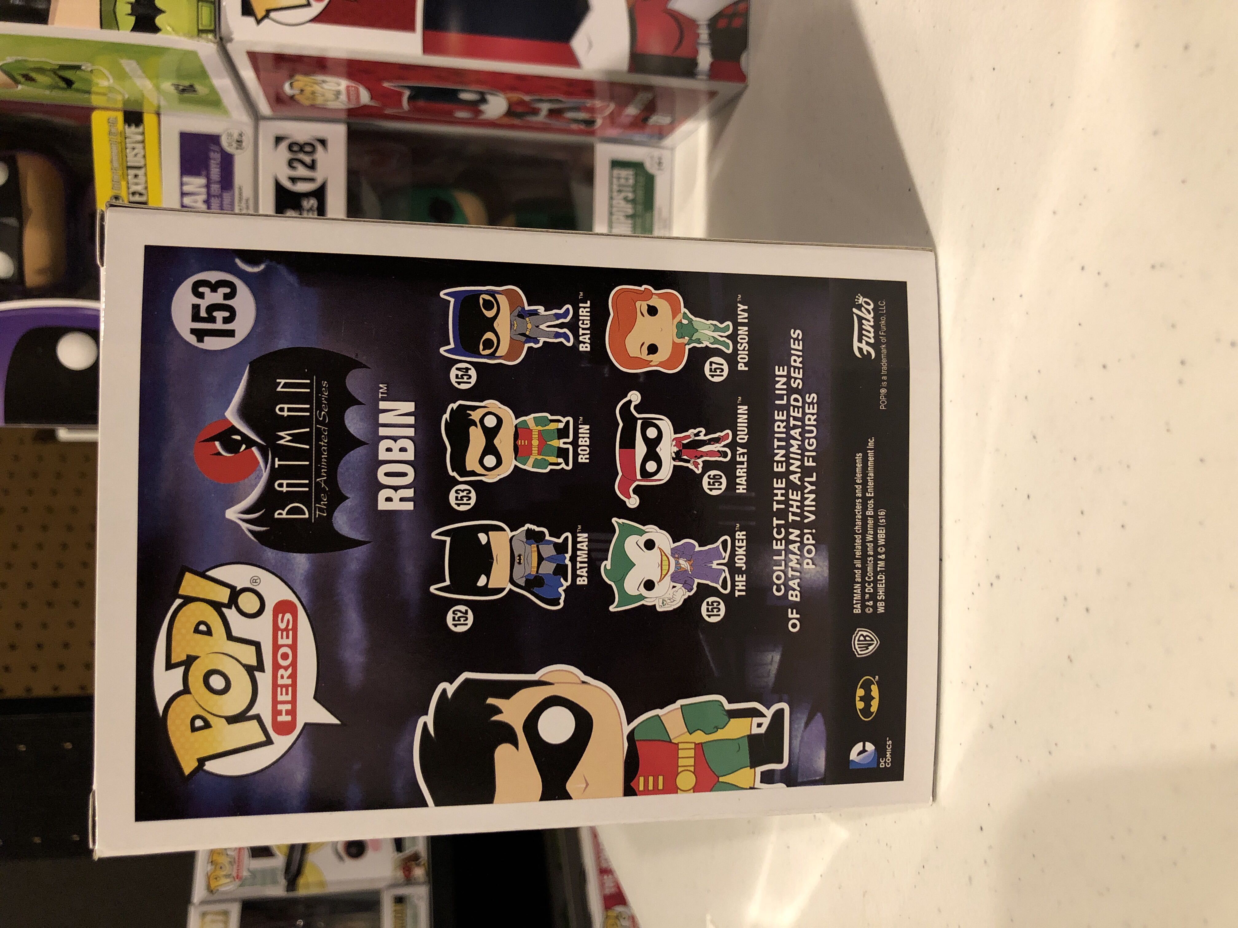 Robin - DC Universe vinyl figure collectible [Barcode 889698115711] - Main Image 3