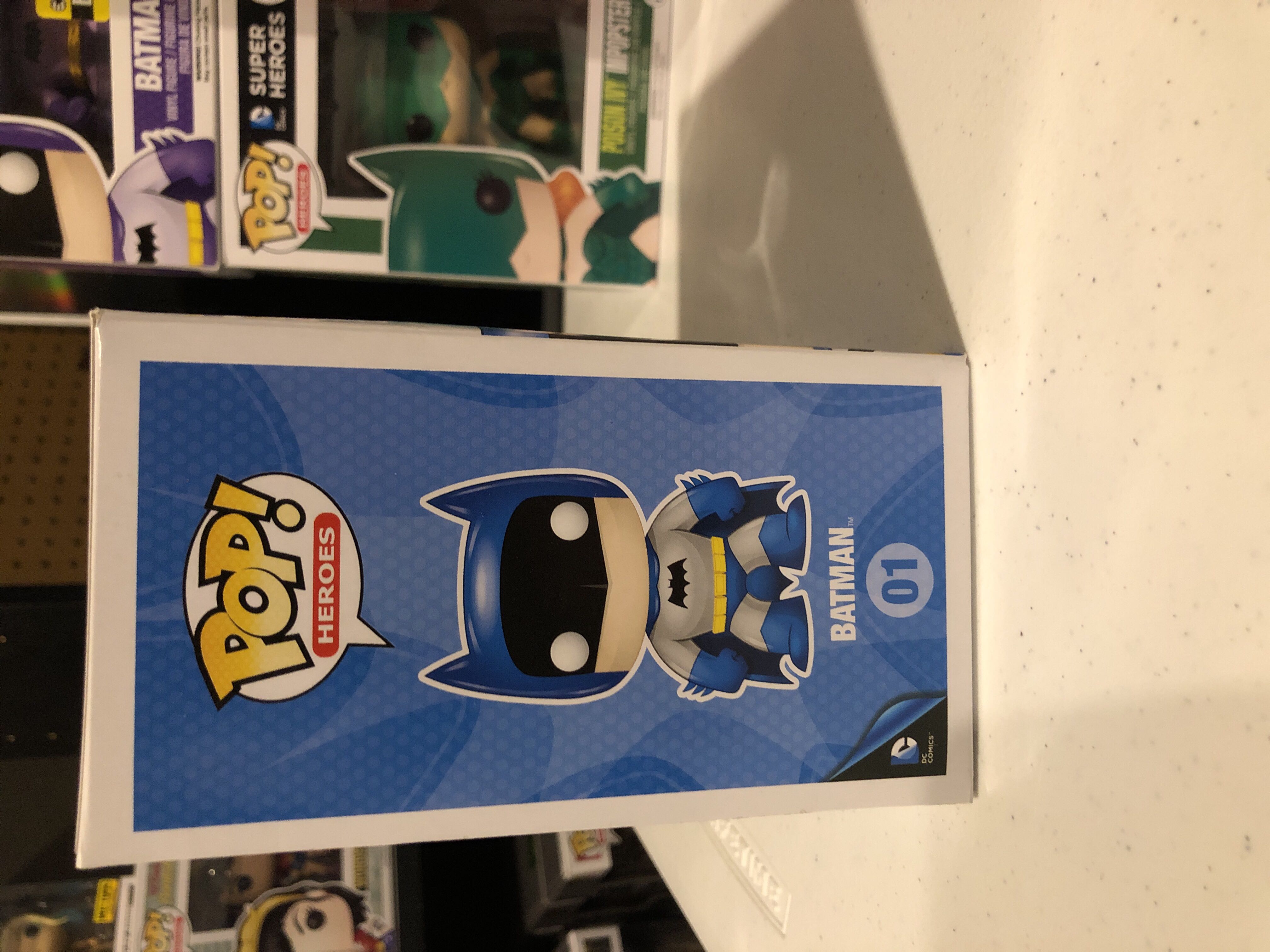 Batman (Blue) - DC Universe vinyl figure collectible [Barcode 849803052447] - Main Image 4