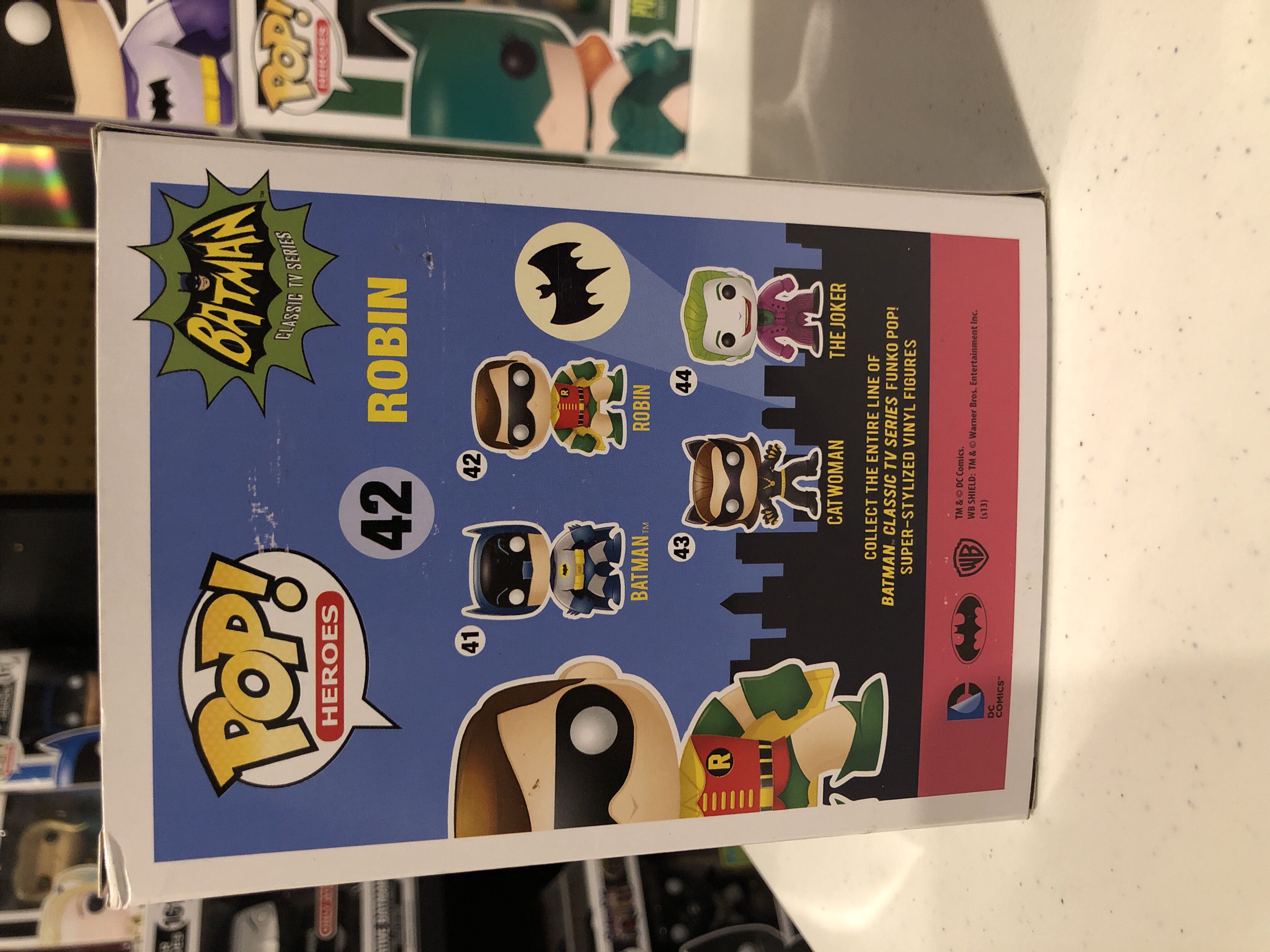 Robin - Batman 1966 - DC Universe vinyl figure collectible [Barcode 830395031170] - Main Image 3