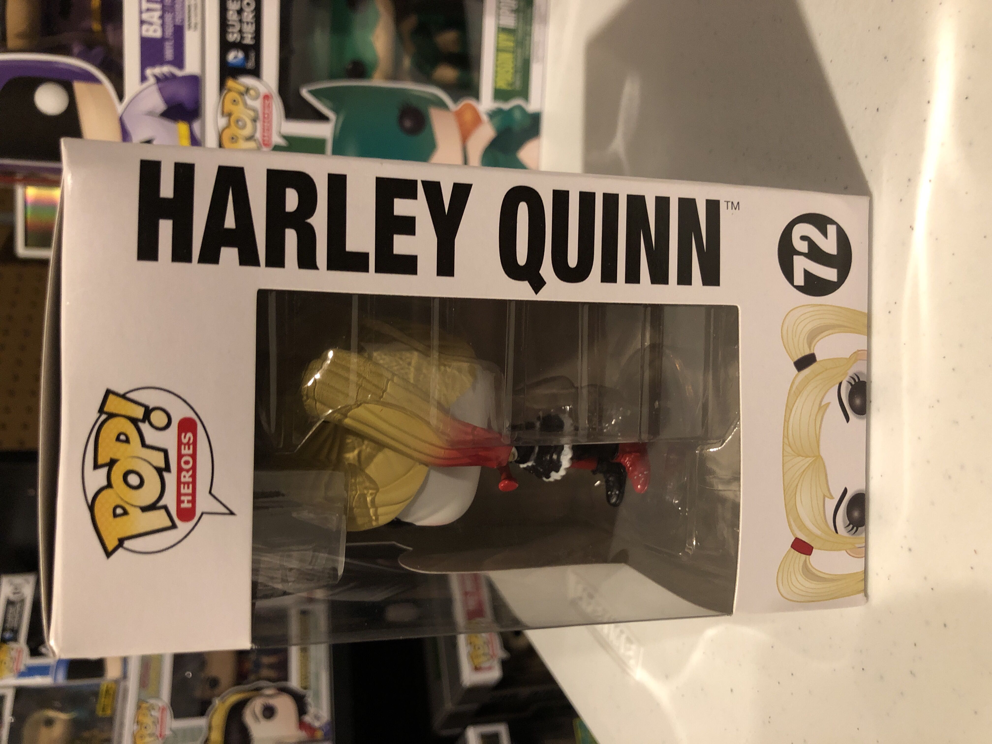 Batman Arkham Knight (72): Harley Quinn - DC Universe vinyl figure collectible [Barcode 849803063849] - Main Image 2