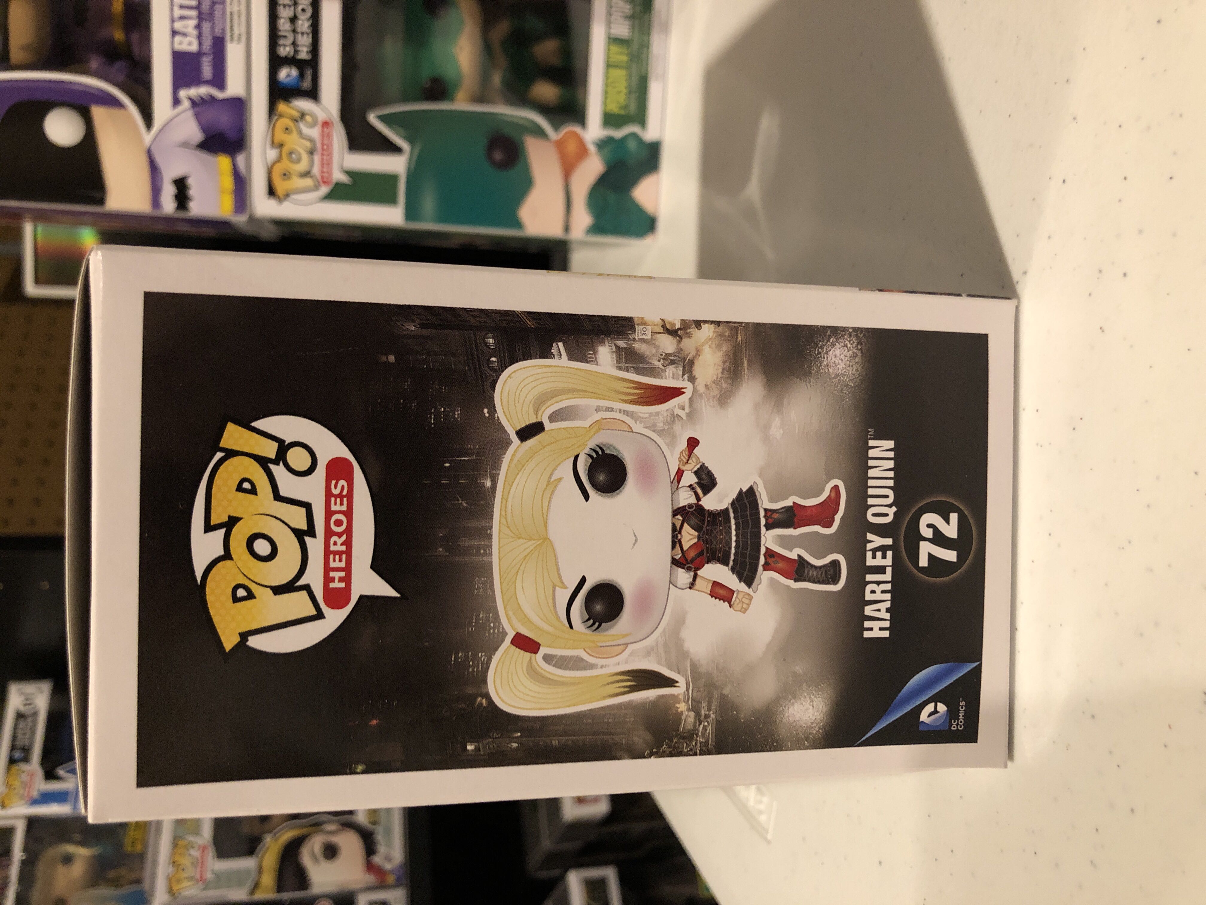 Batman Arkham Knight (72): Harley Quinn - DC Universe vinyl figure collectible [Barcode 849803063849] - Main Image 4