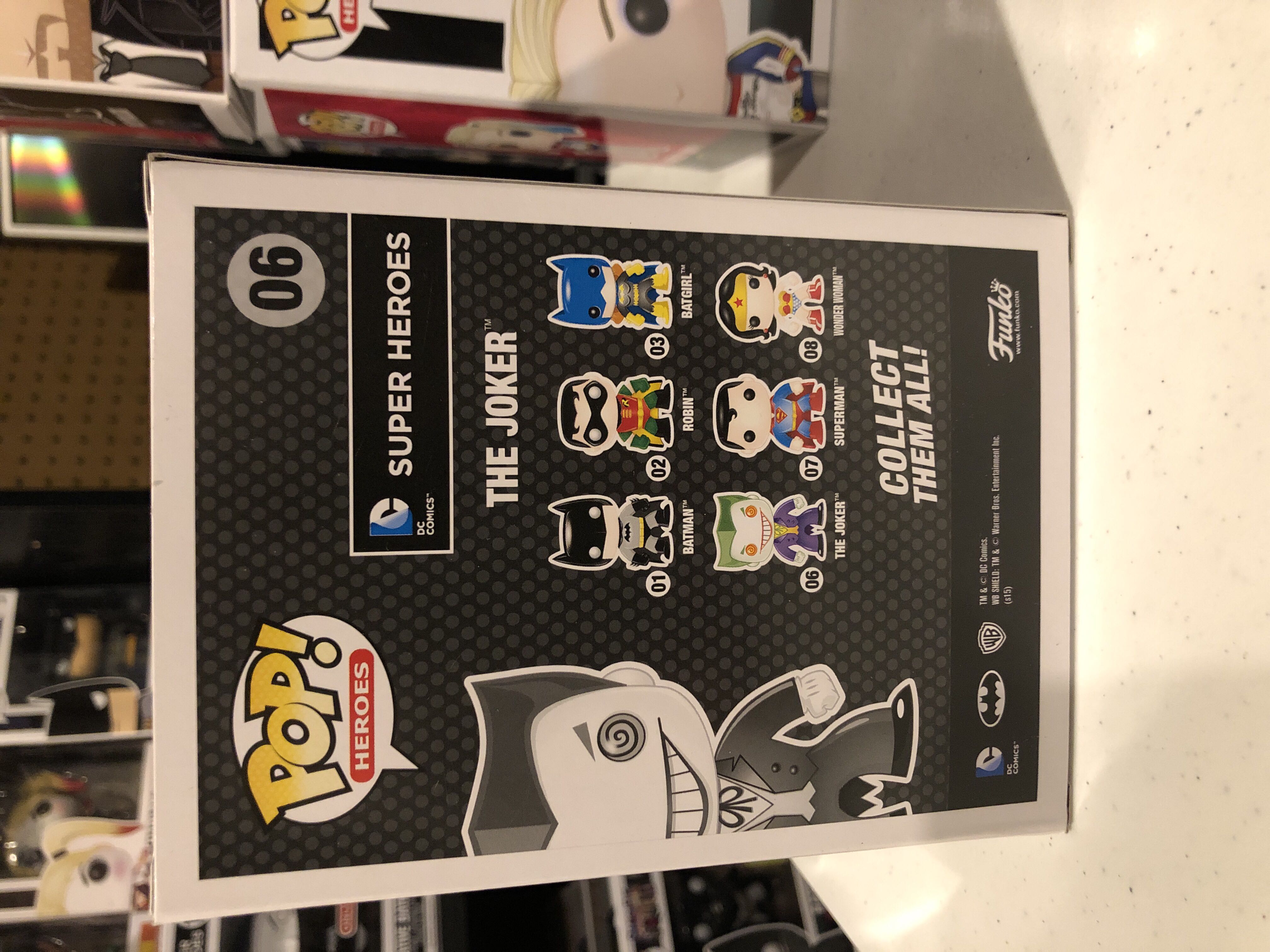 The Joker - Batman vinyl figure collectible [Barcode 10477650] - Main Image 3