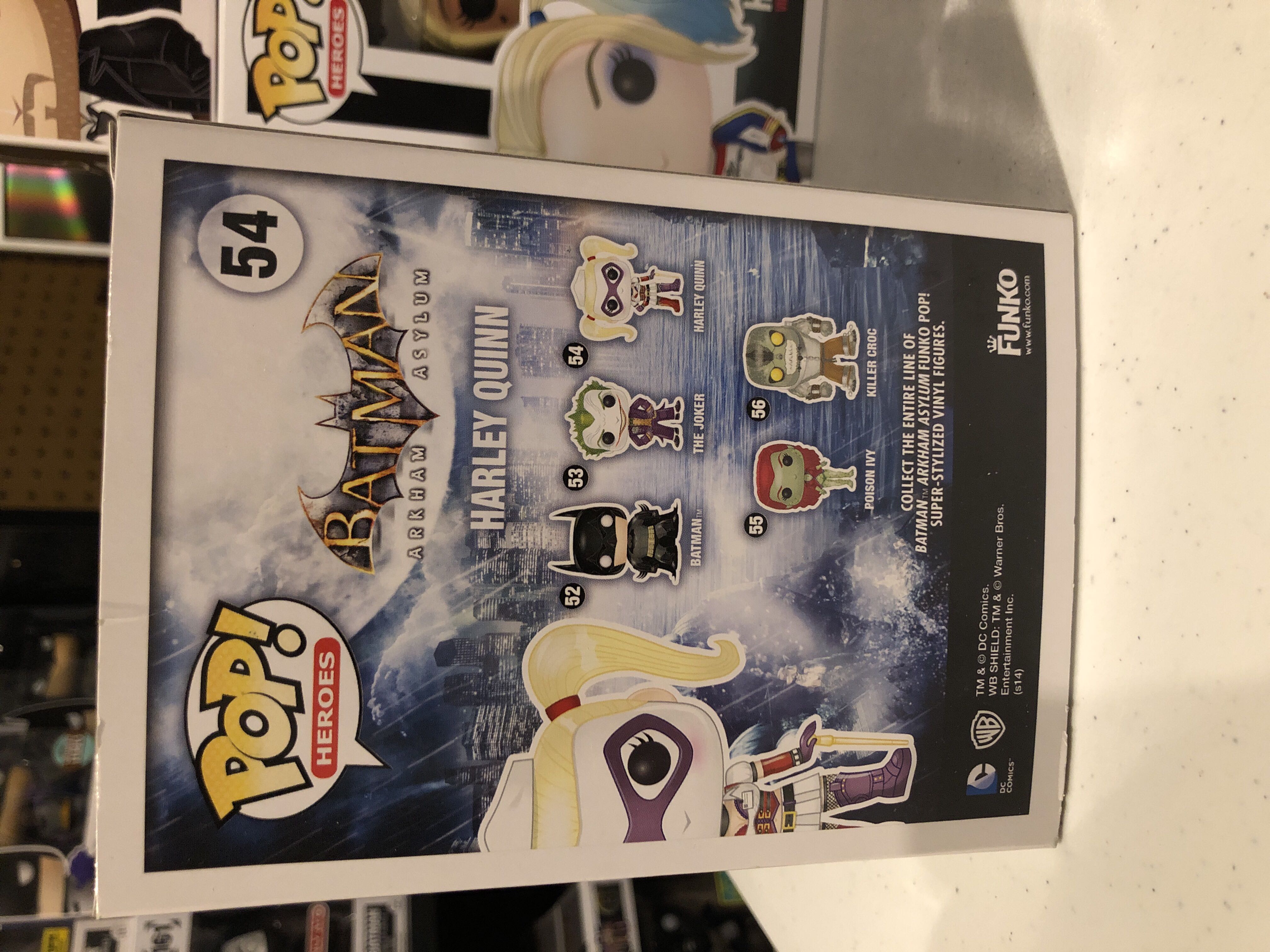 Harley Quinn  - Batman: Arkham Asylum vinyl figure collectible [Barcode 849803041991] - Main Image 3