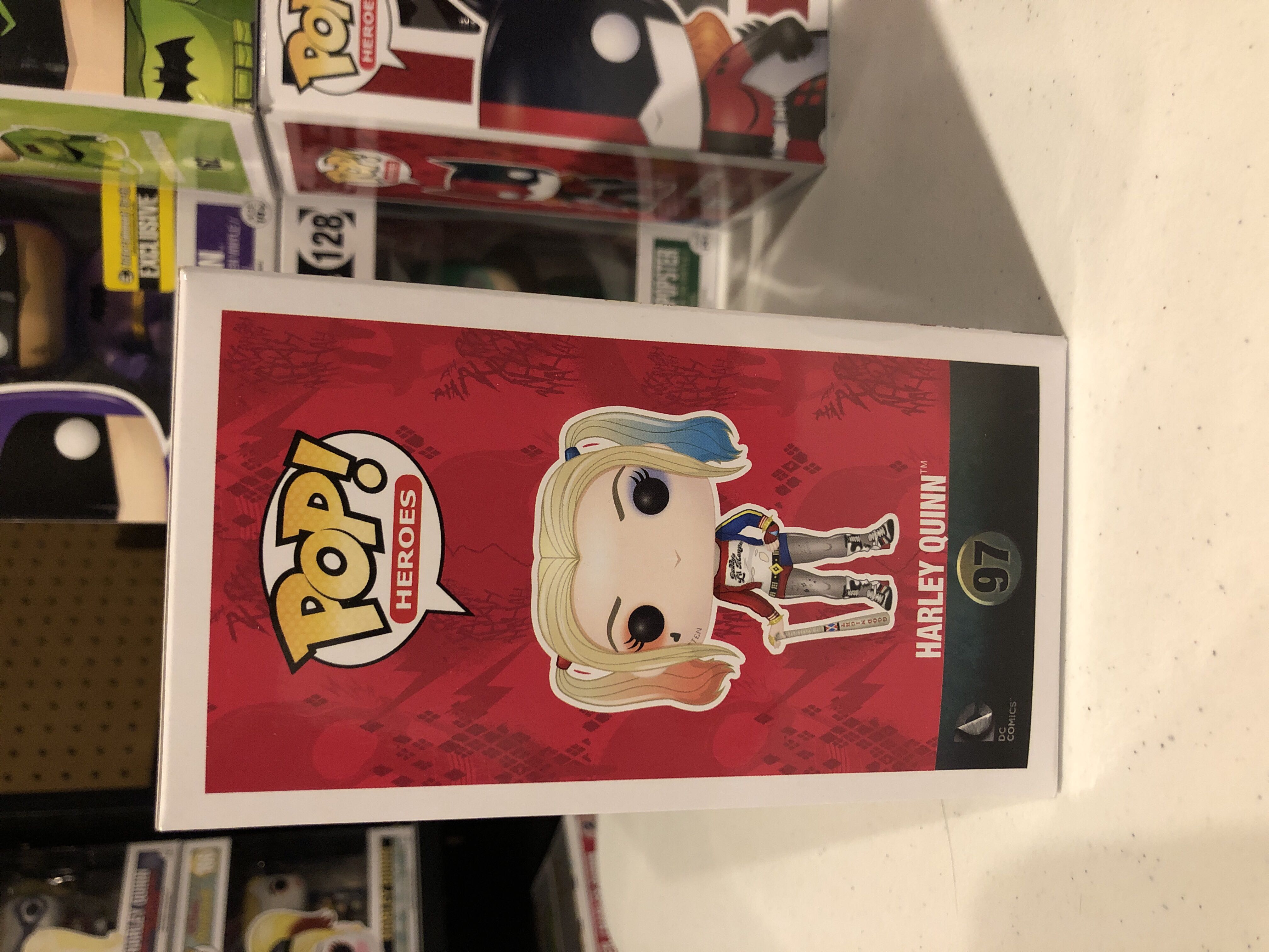 Batman: Harley Quinn, #97 - Funko vinyl figure collectible [Barcode 849803084011] - Main Image 4