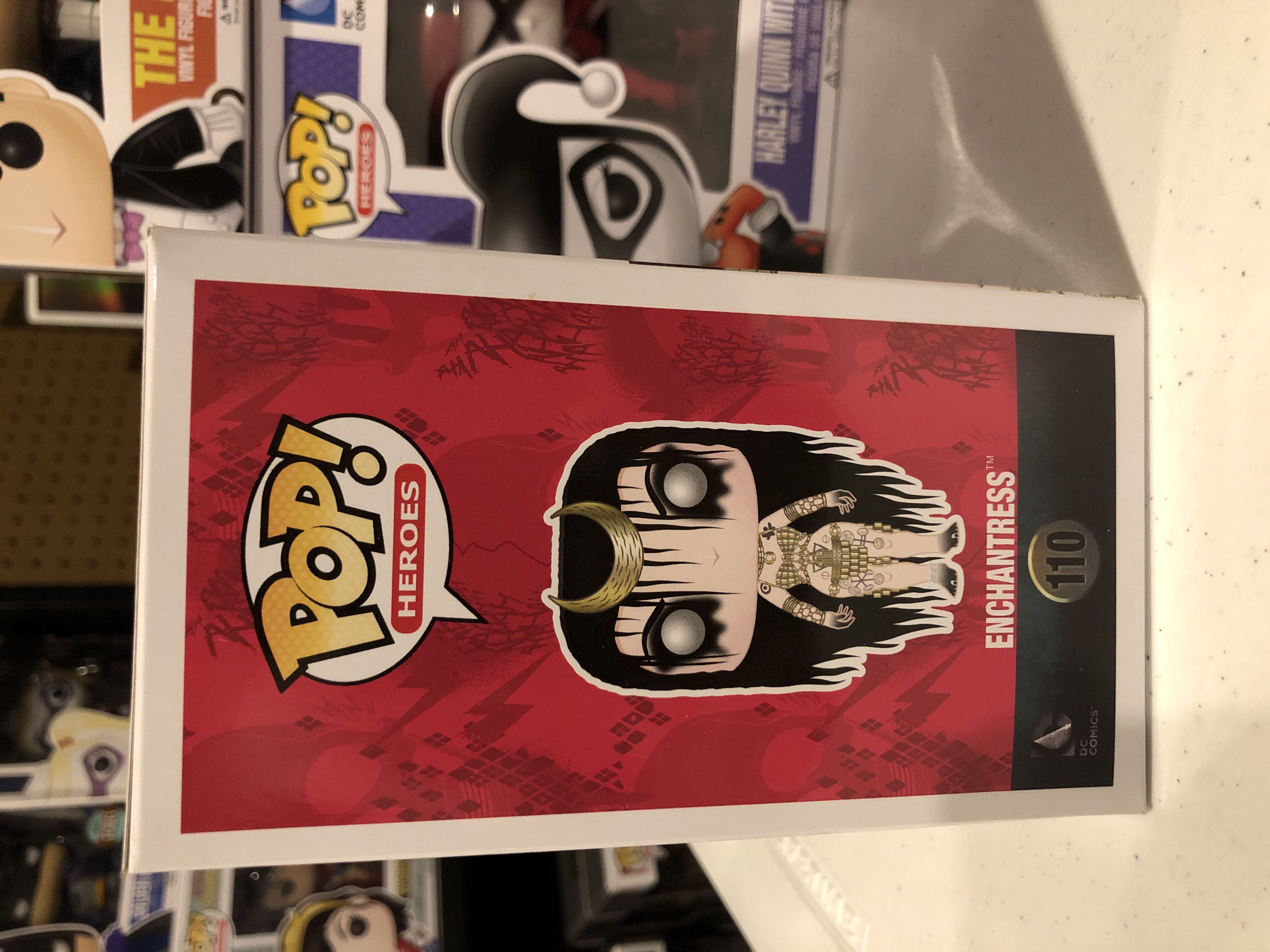 Enchantress - DC Universe vinyl figure collectible - Main Image 4