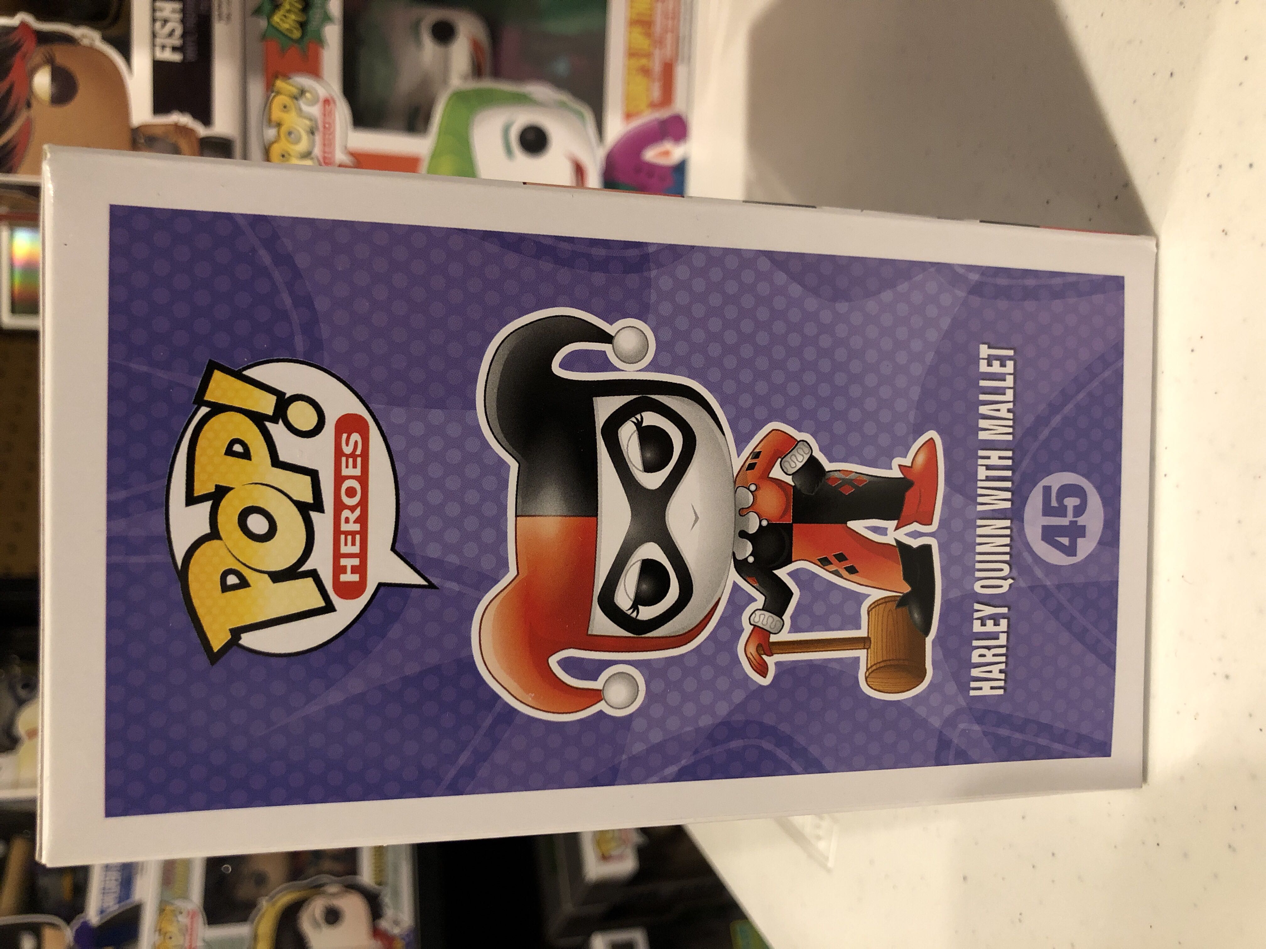 Harley Quinn (With Mallet) - Funko vinyl figure collectible [Barcode 849803036386] - Main Image 4