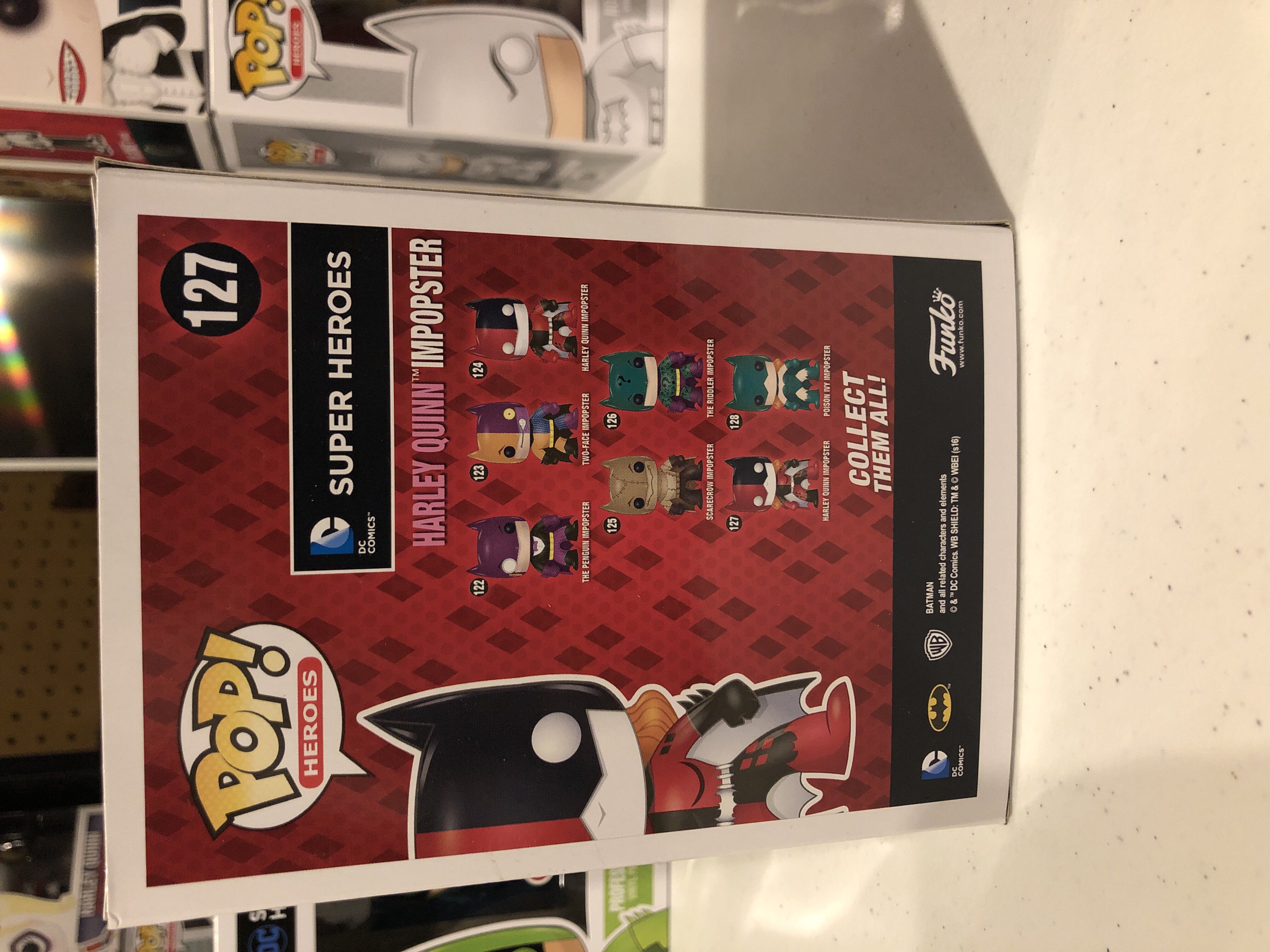 DC Comics Super Heroes (127): Harley Quinn Impopster - DC Universe vinyl figure collectible [Barcode 889698107761] - Main Image 3