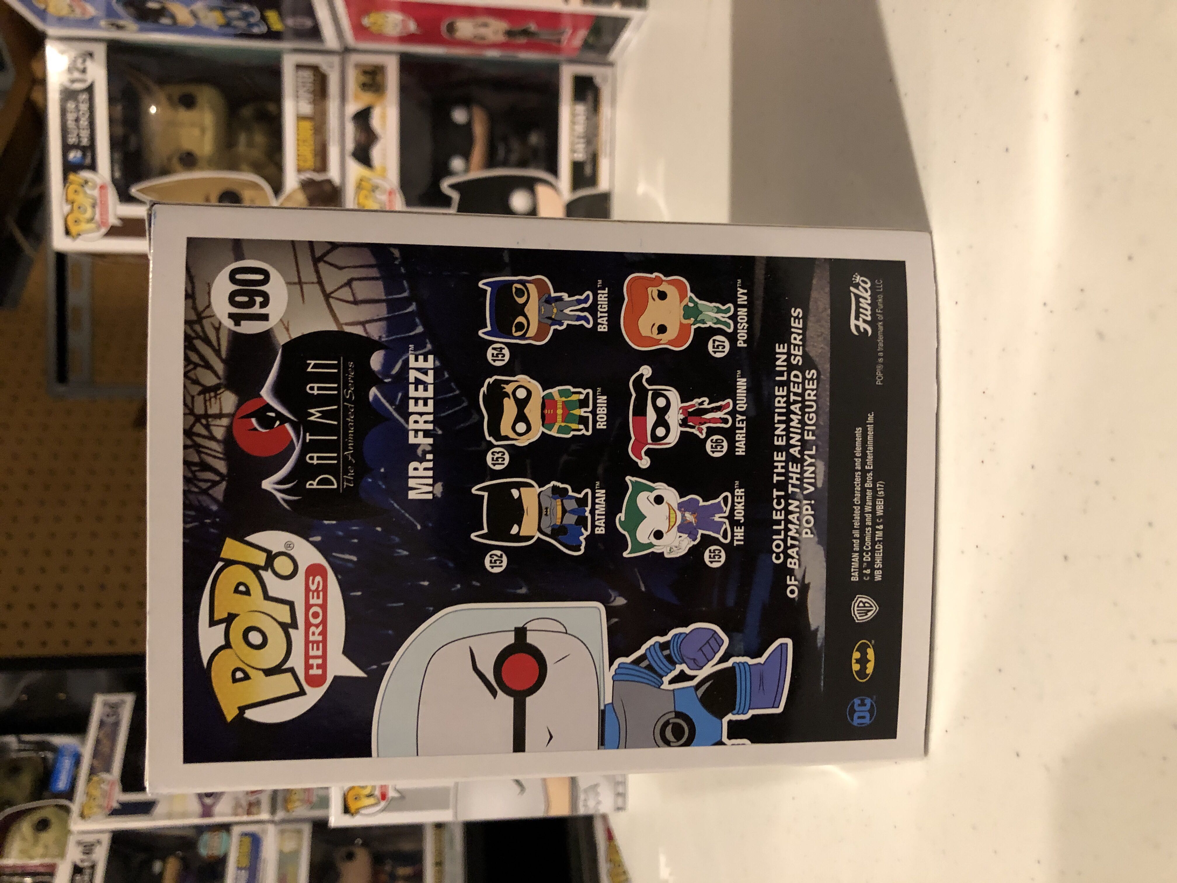 Batman: The Animated Series: Mr. Freeze - DC Universe vinyl figure collectible - Main Image 3