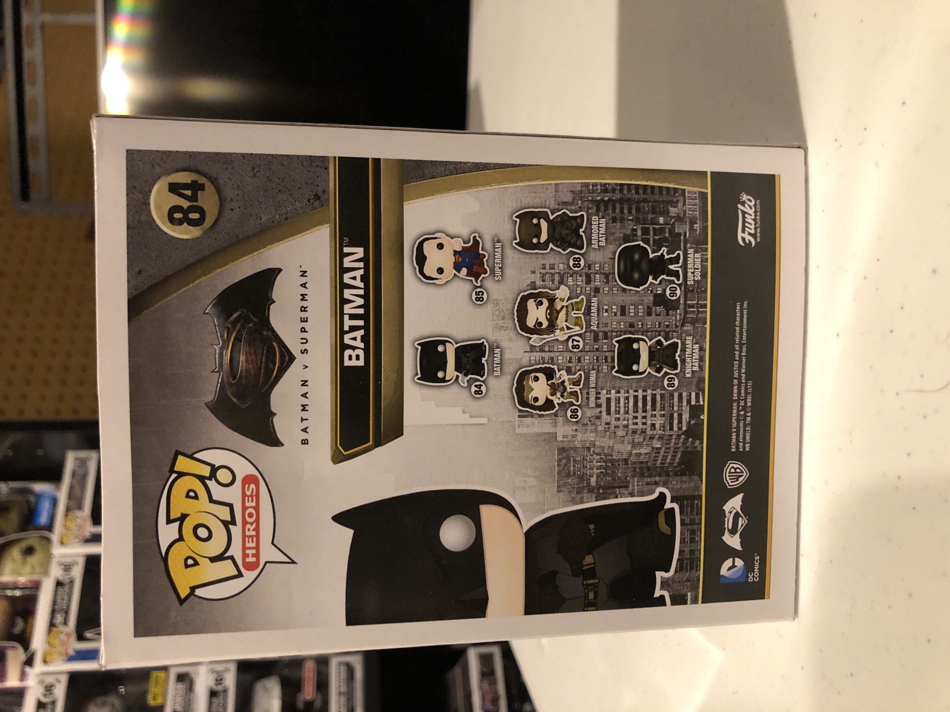 Batman # 84 - Batman vinyl figure collectible [Barcode 849803060251] - Main Image 3