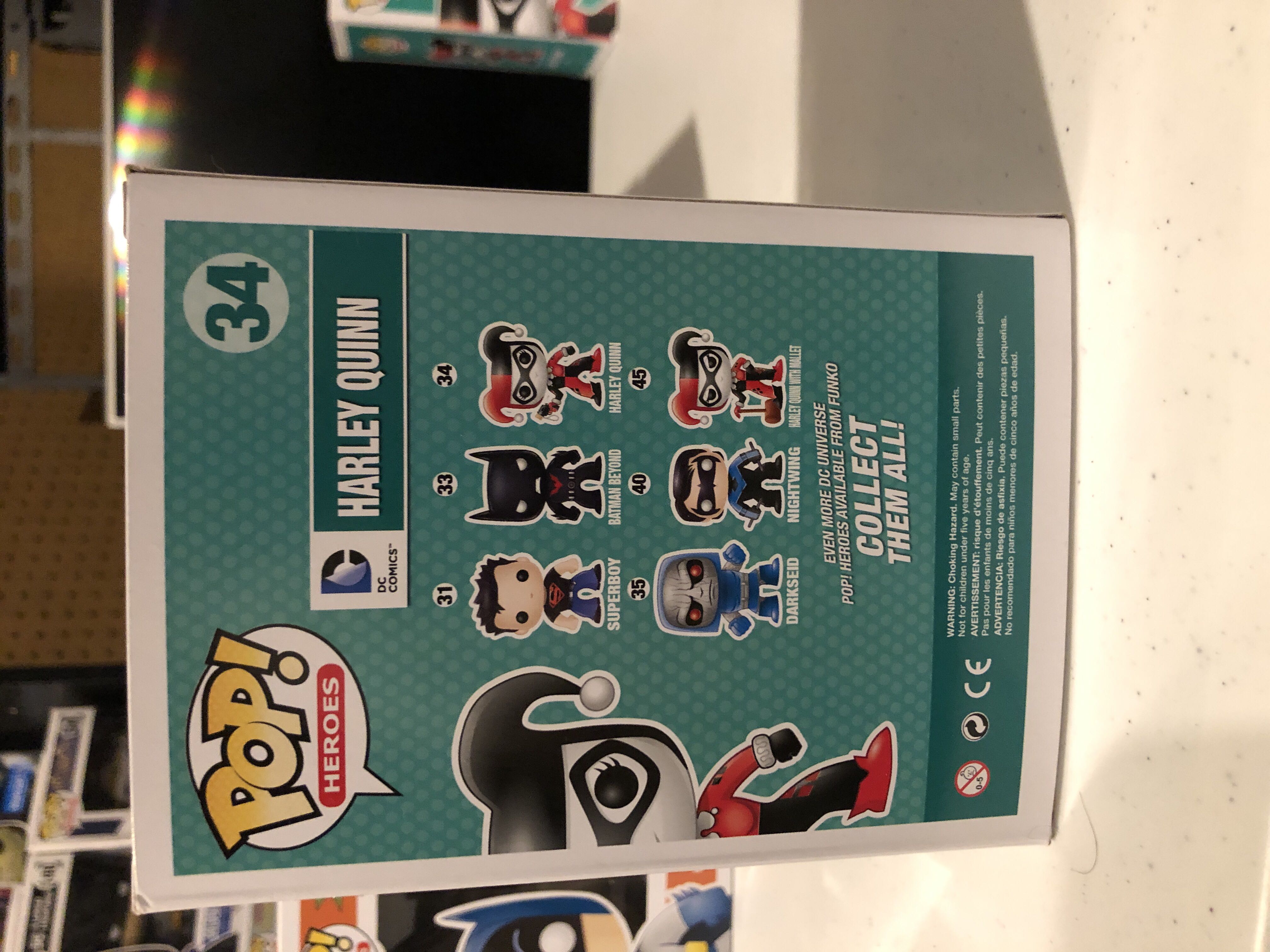 Harley Quinn  - DC Universe vinyl figure collectible [Barcode 849803036065] - Main Image 3