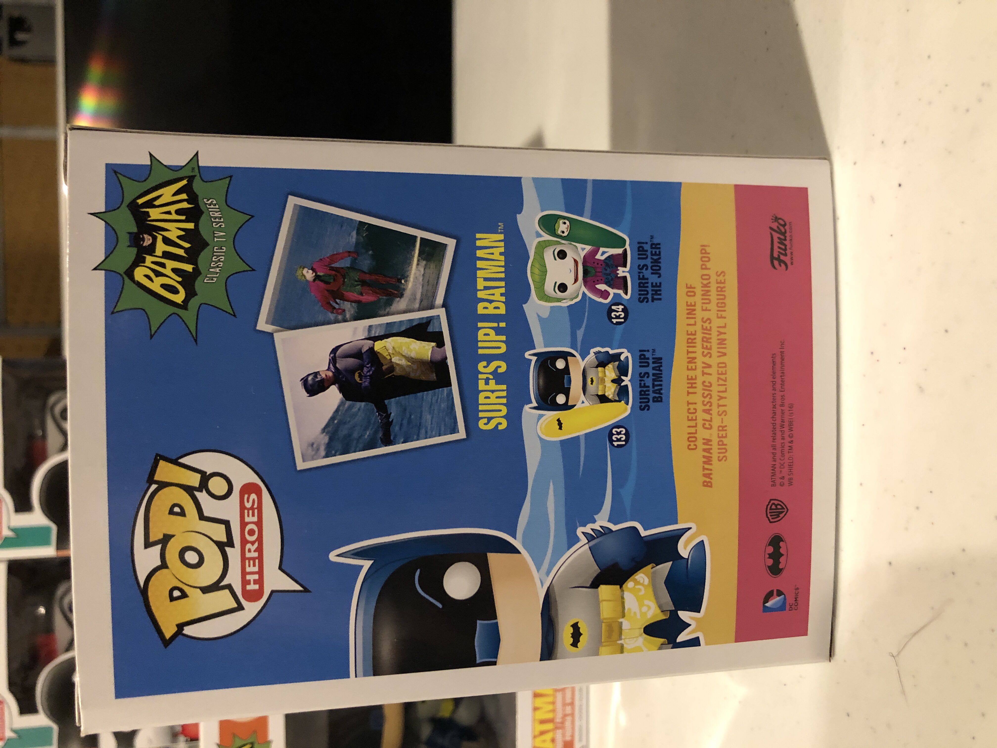 Funko Pop! Heroes Batman Classic TV Series: Surf’s Up! Batman # 133 - DC Universe vinyl figure collectible [Barcode 889698108669] - Main Image 3