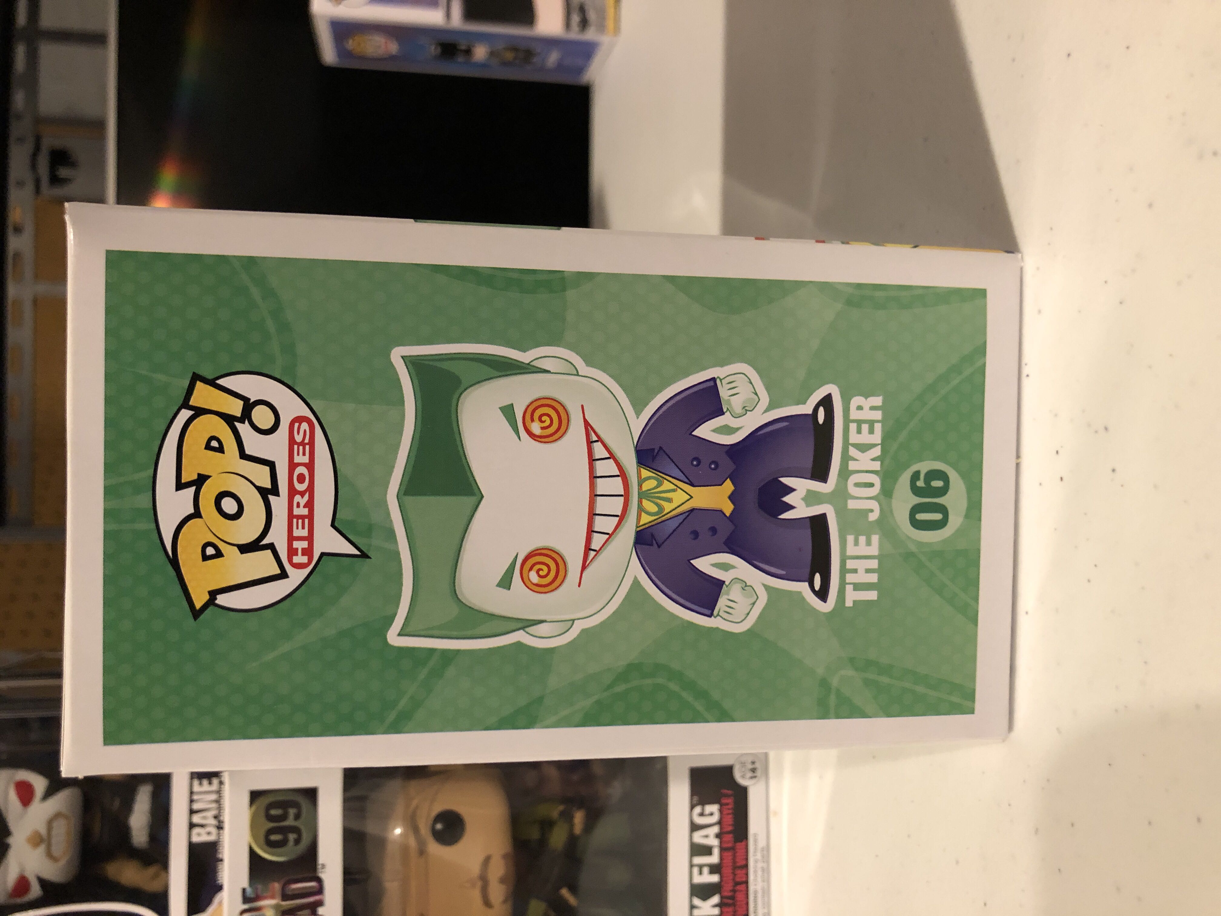 The Joker - Dc Universe 06 Funko Pop Heroes - DC Universe vinyl figure collectible [Barcode 830395022116] - Main Image 4