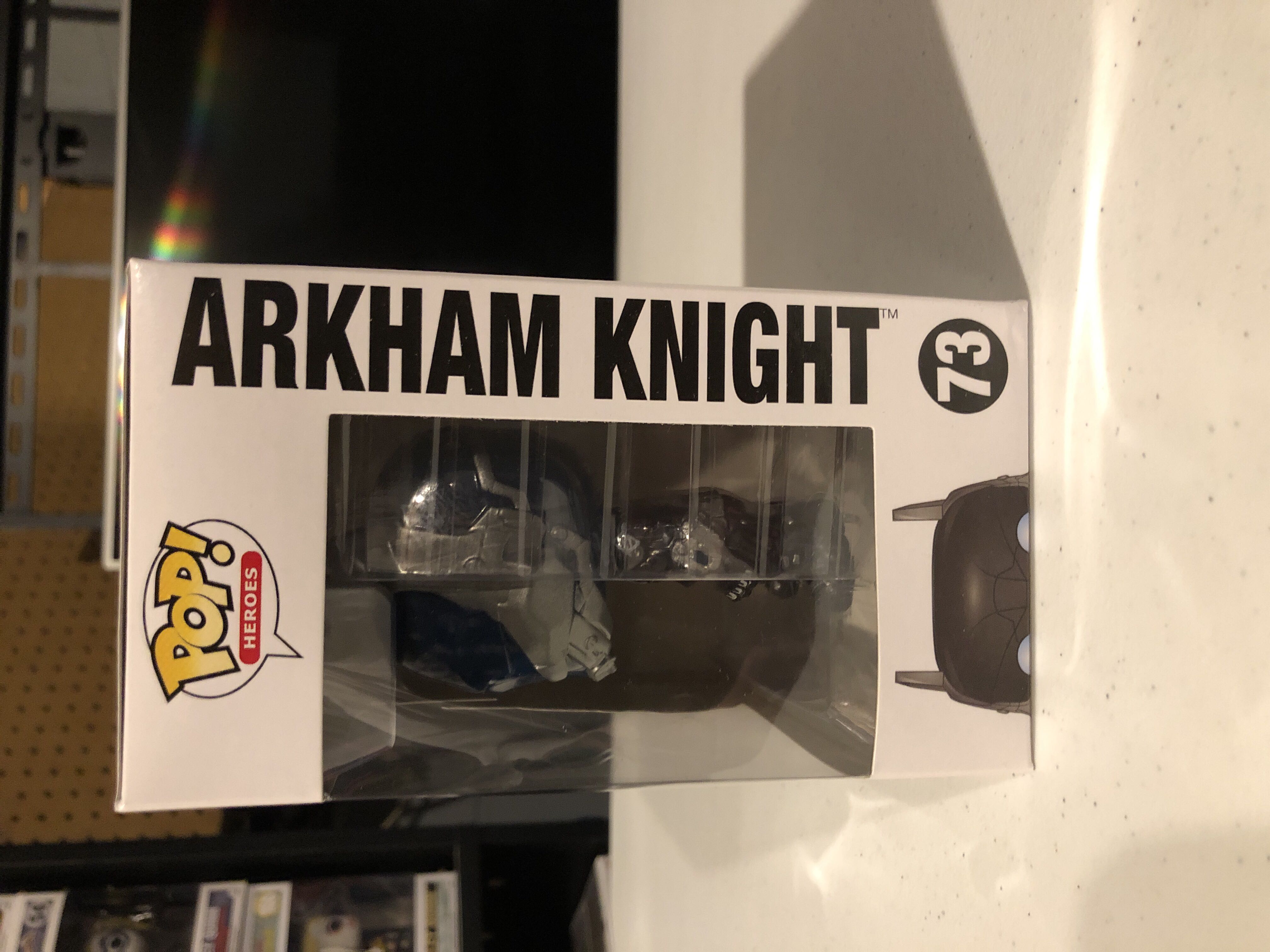 Arkham Knight  - DC Universe vinyl figure collectible [Barcode 849803063856] - Main Image 2