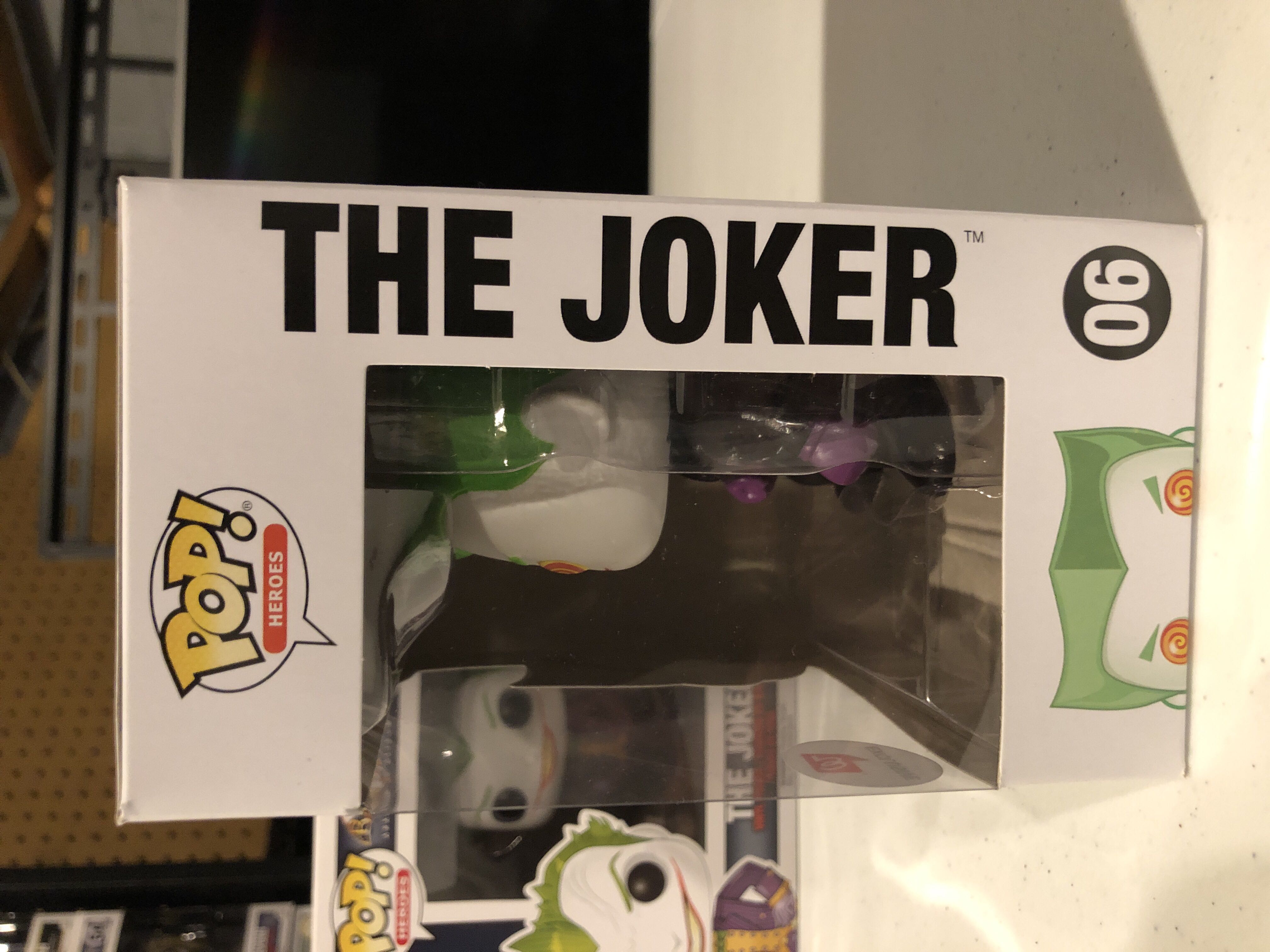 The Joker (Black Suit) - DC Universe vinyl figure collectible [Barcode 889698138765] - Main Image 2