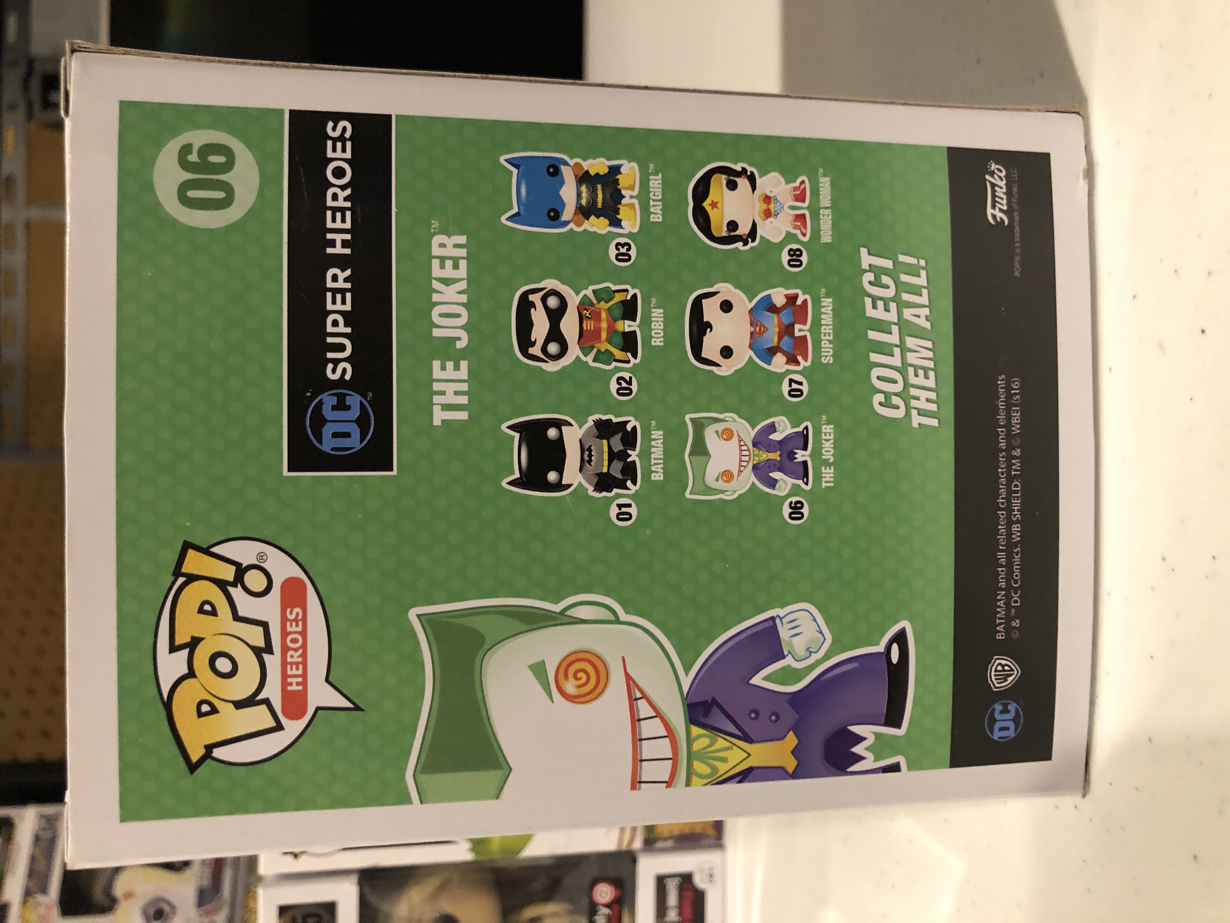 The Joker (Black Suit) - DC Universe vinyl figure collectible [Barcode 889698138765] - Main Image 3