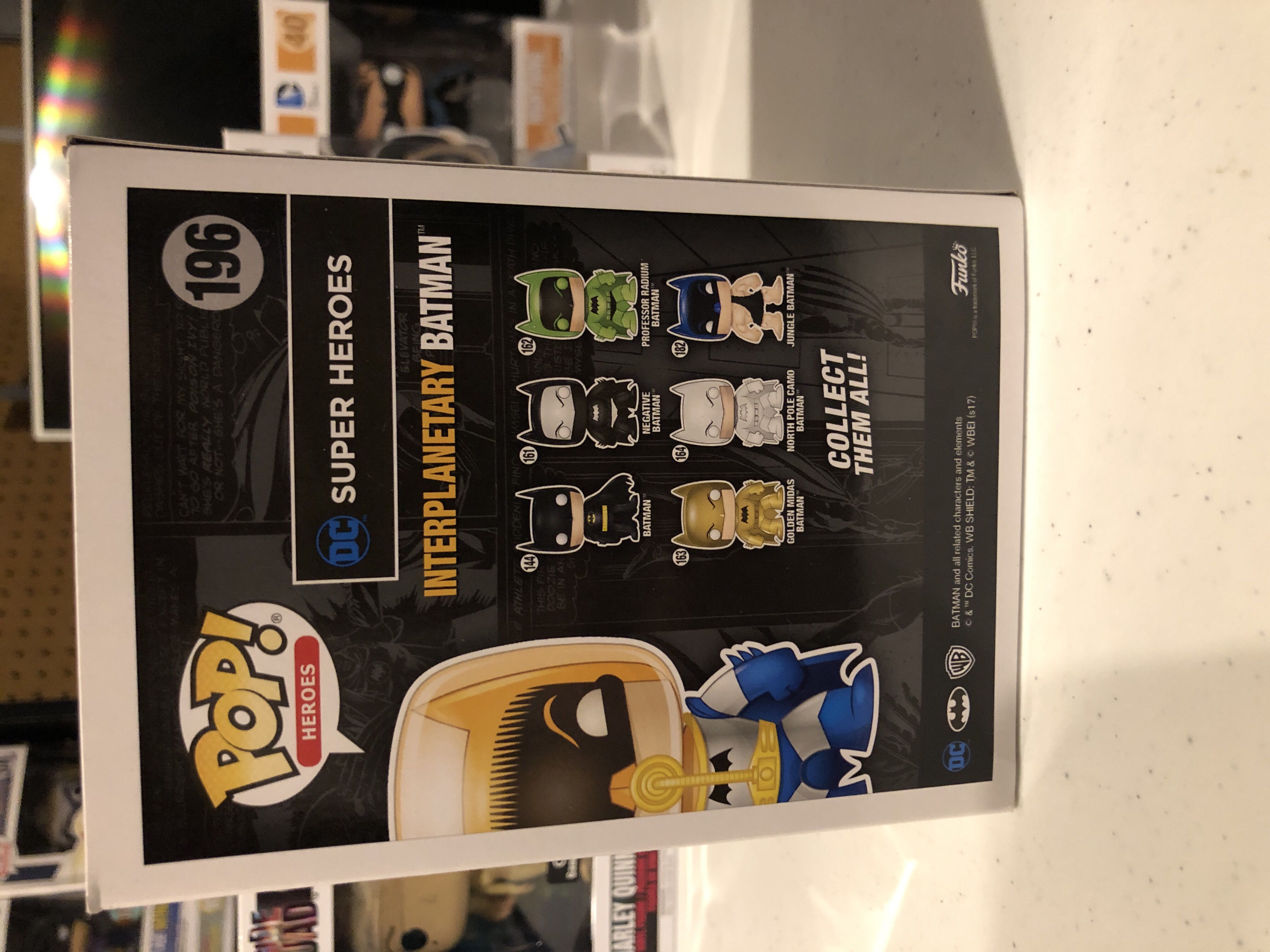 Interplanetary Batman  - DC Universe vinyl figure collectible [Barcode 889698146951] - Main Image 3