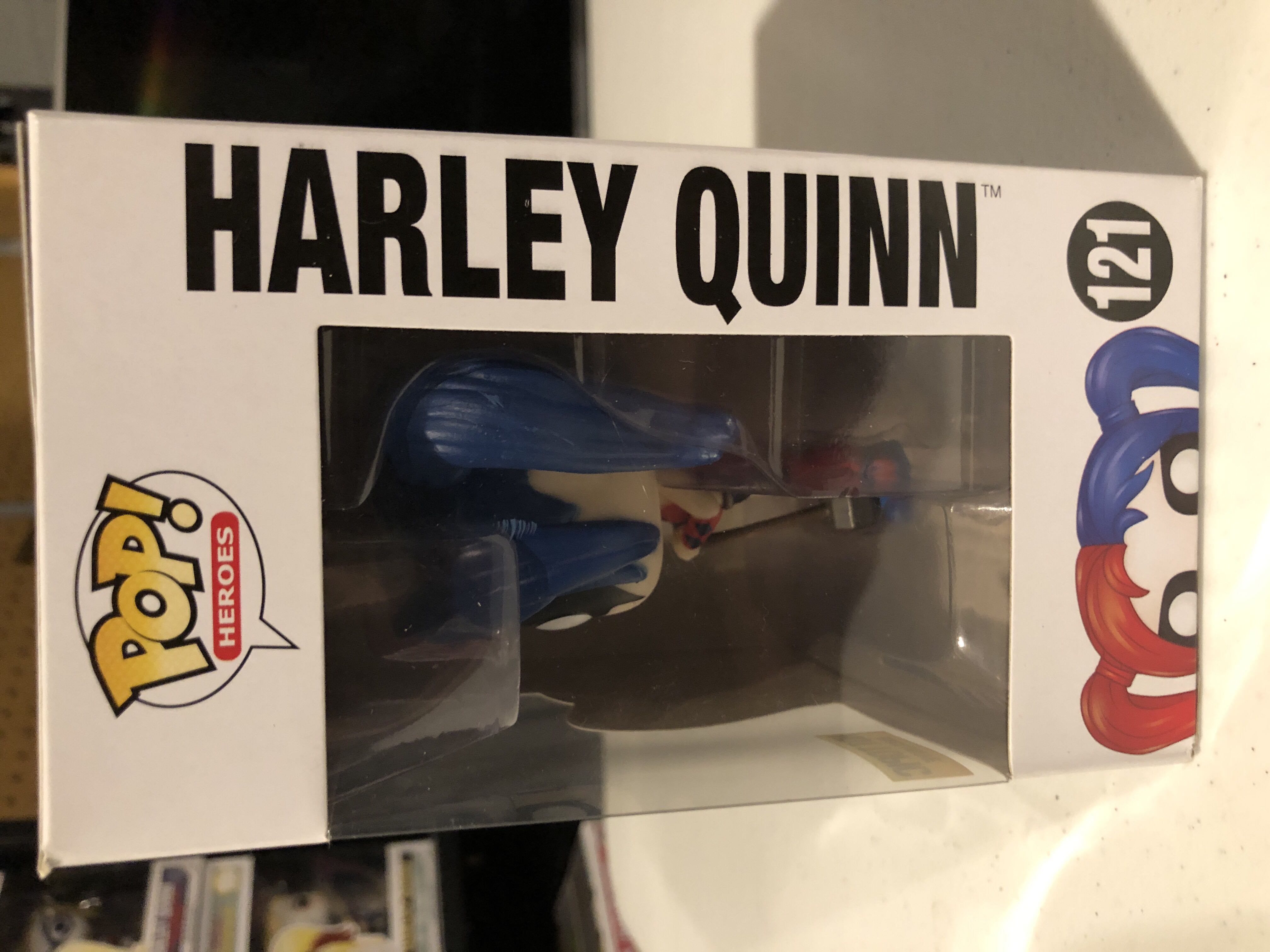 Harley Quinn (New 52) - DC Universe vinyl figure collectible [Barcode 10681751] - Main Image 2