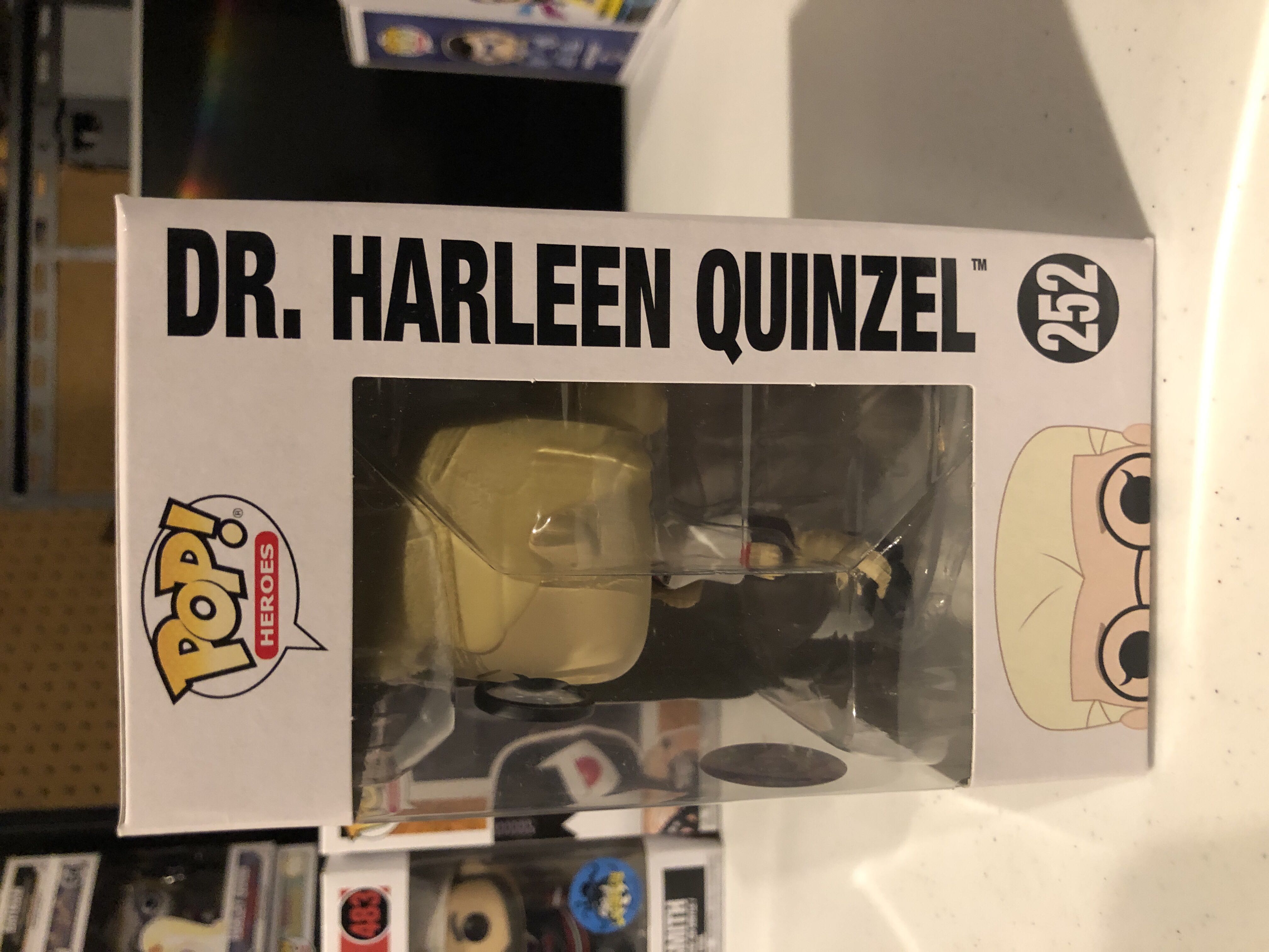 Dr. Harleen Quinzel - Batman: The Animated Series vinyl figure collectible [Barcode 889698345224] - Main Image 2