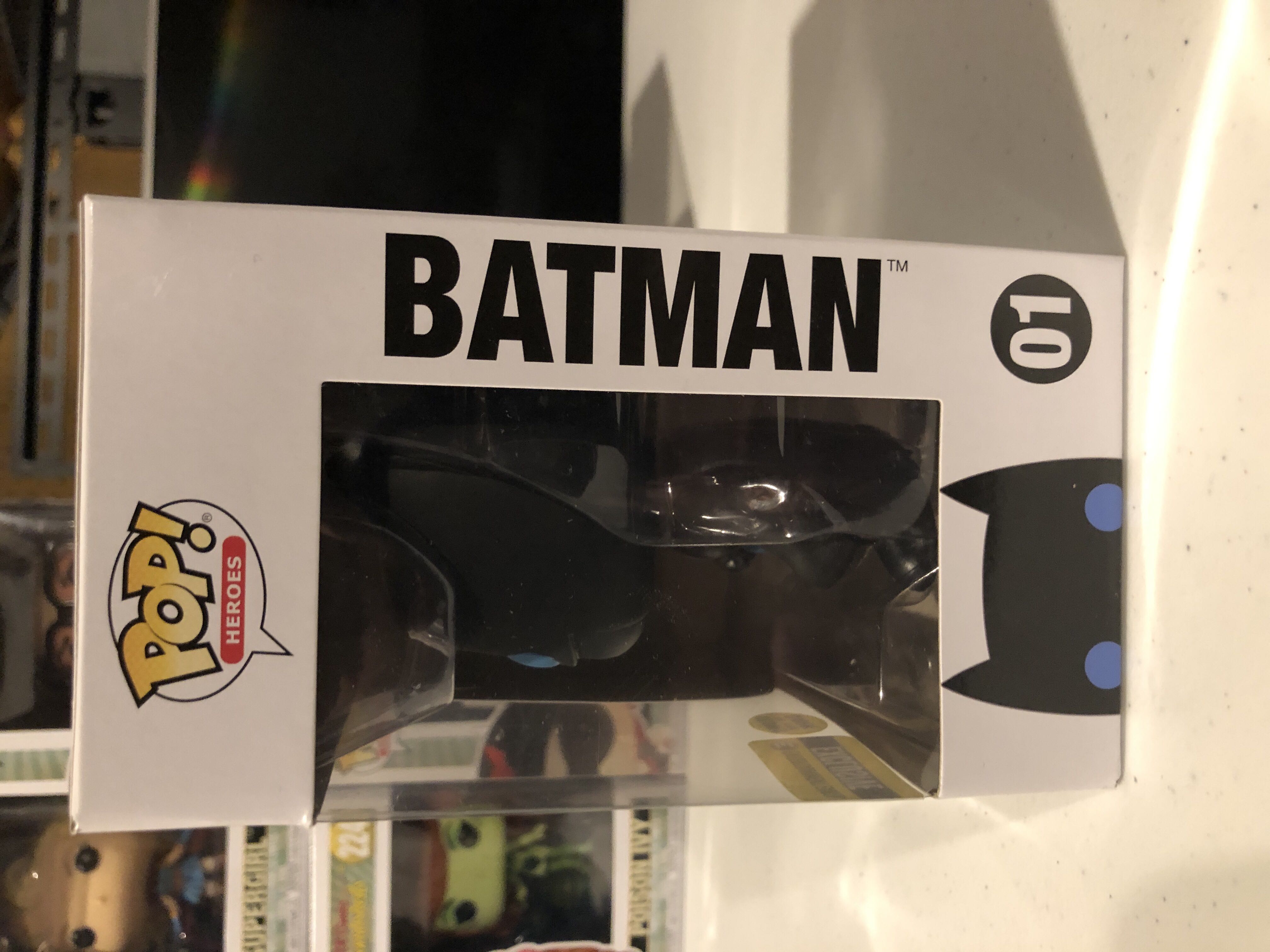 Batman (Silhouette) - DC Universe vinyl figure collectible [Barcode 889698247429] - Main Image 2