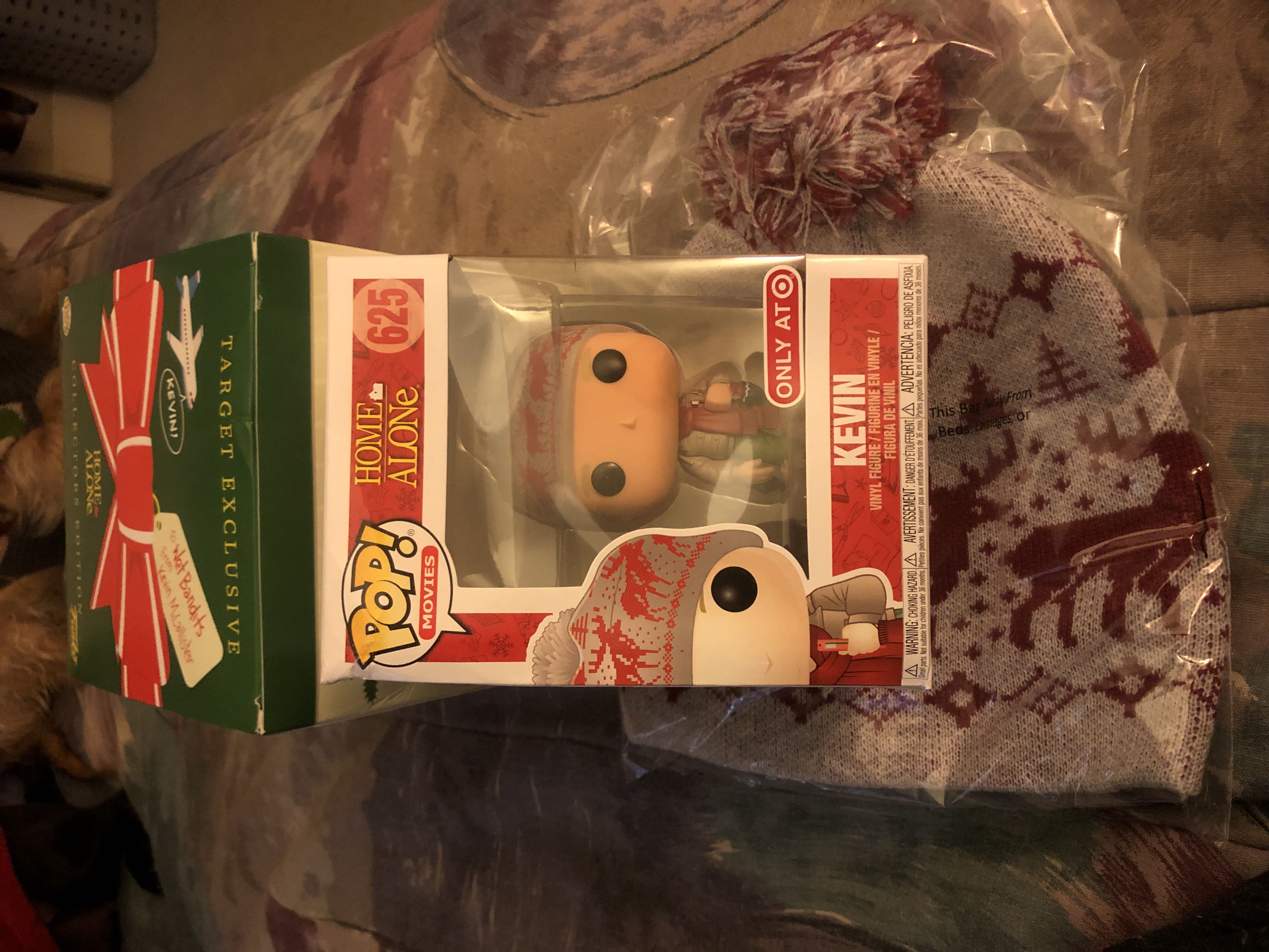 Kevin: Home Alone - Funko vinyl figure collectible [Barcode 889698331081] - Main Image 3