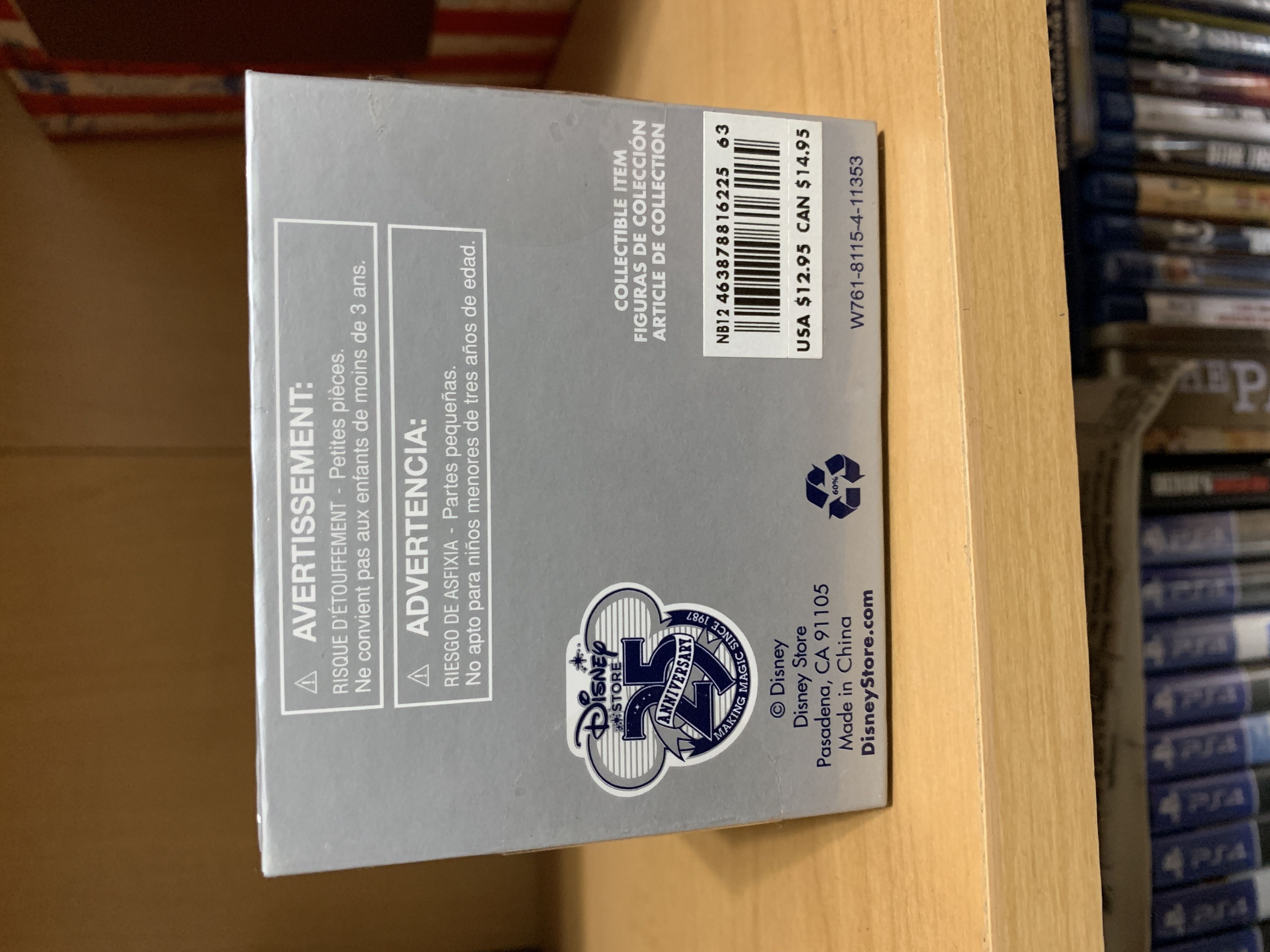 Vinylmation - Disney Store 25th Anniversary - Disney vinyl figure collectible [Barcode 463878816225] - Main Image 2