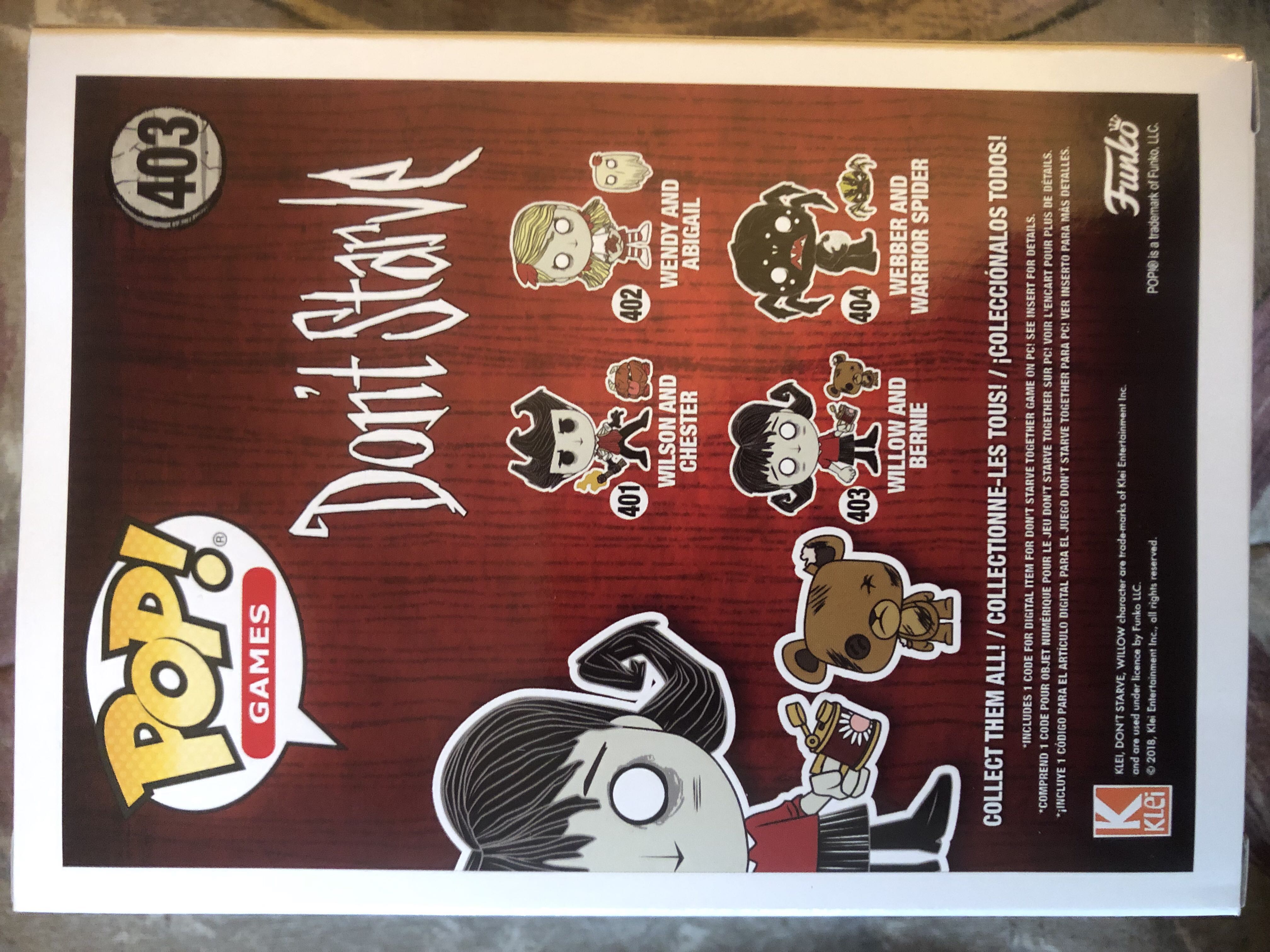 Willow (and Bernie)  vinyl figure collectible [Barcode 889698346917] - Main Image 2