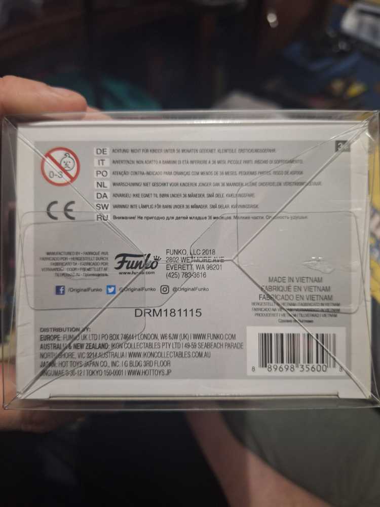 Dr. Cox  vinyl figure collectible [Barcode 889698356008] - Main Image 4