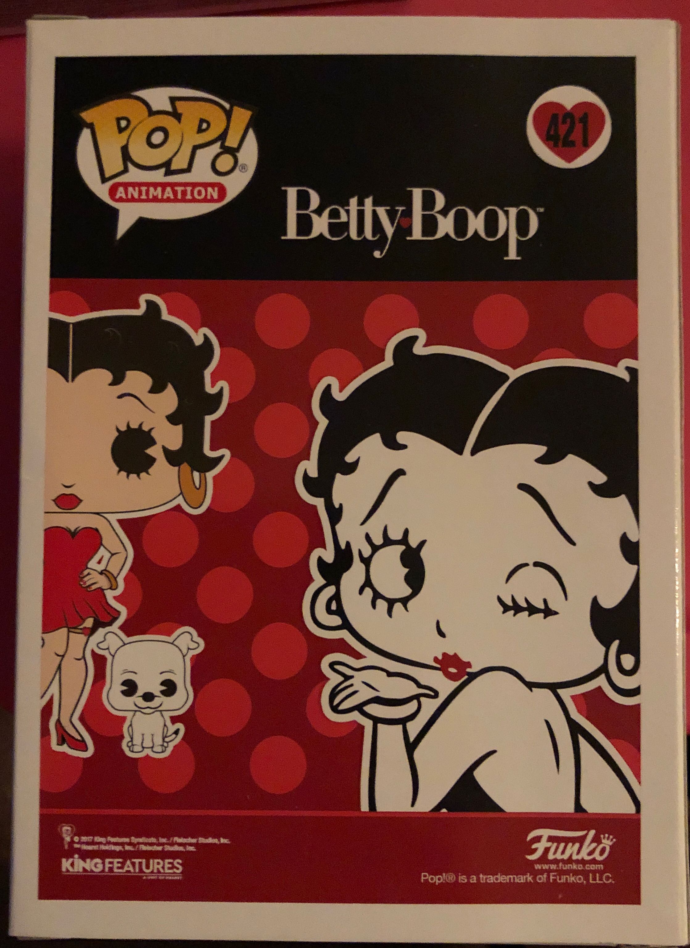Betty Boop & Pudgy - Betty Boop vinyl figure collectible [Barcode 889698328234] - Main Image 2