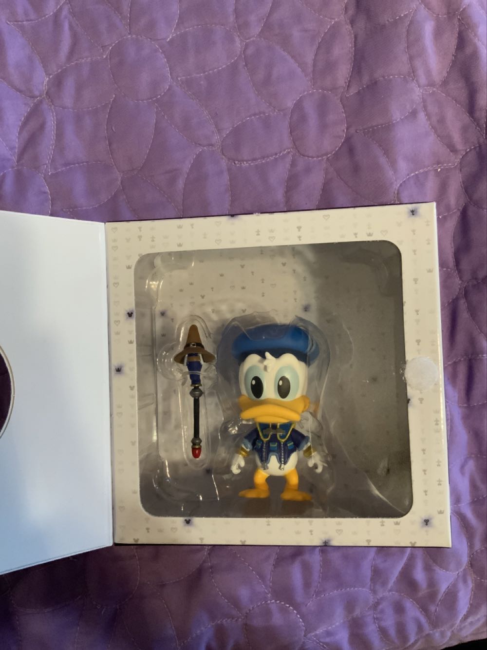 Donald - Disney vinyl figure collectible [Barcode 889698345644] - Main Image 2