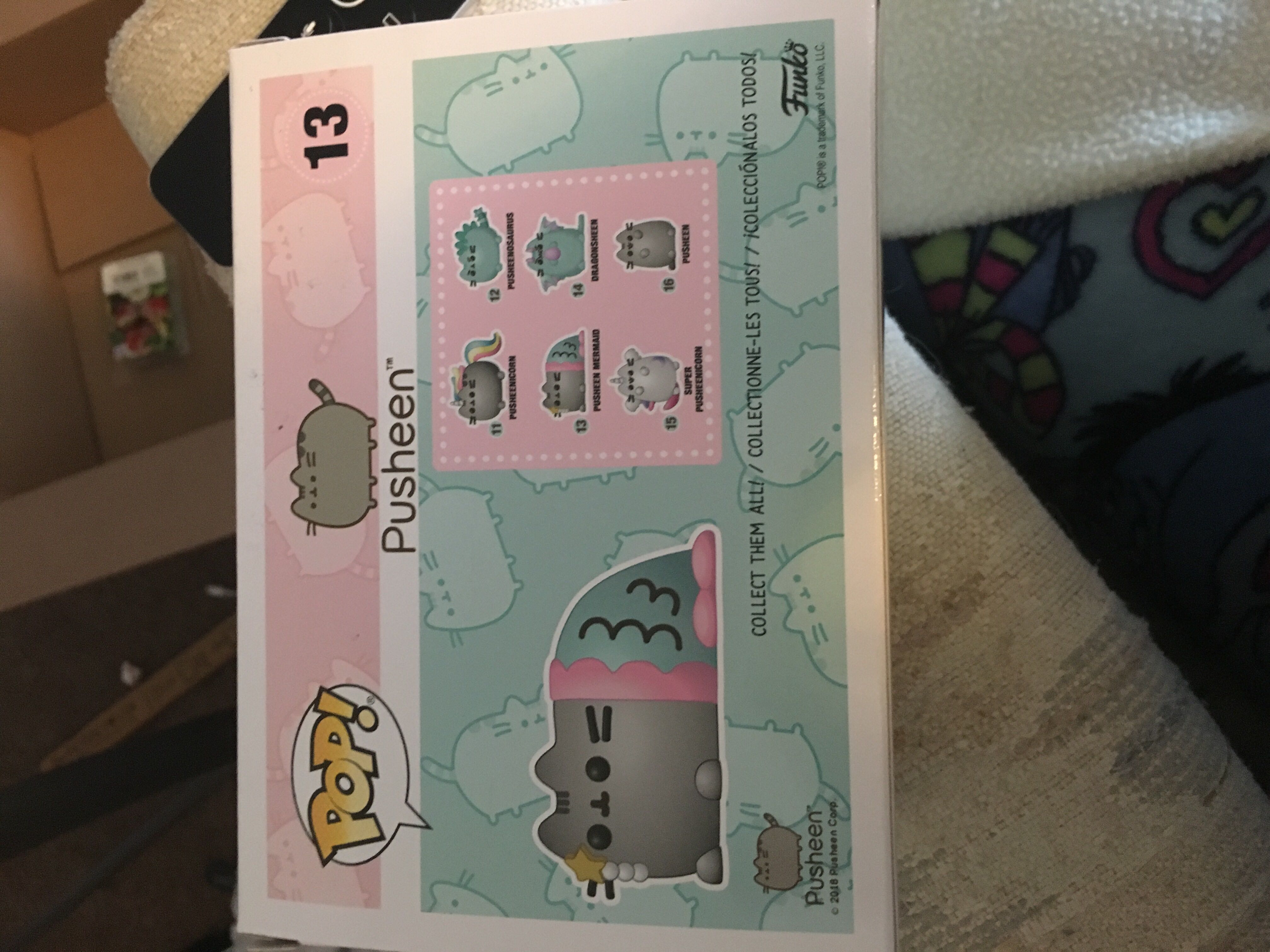 Pusheen Mermaid  vinyl figure collectible [Barcode 889698341059] - Main Image 2