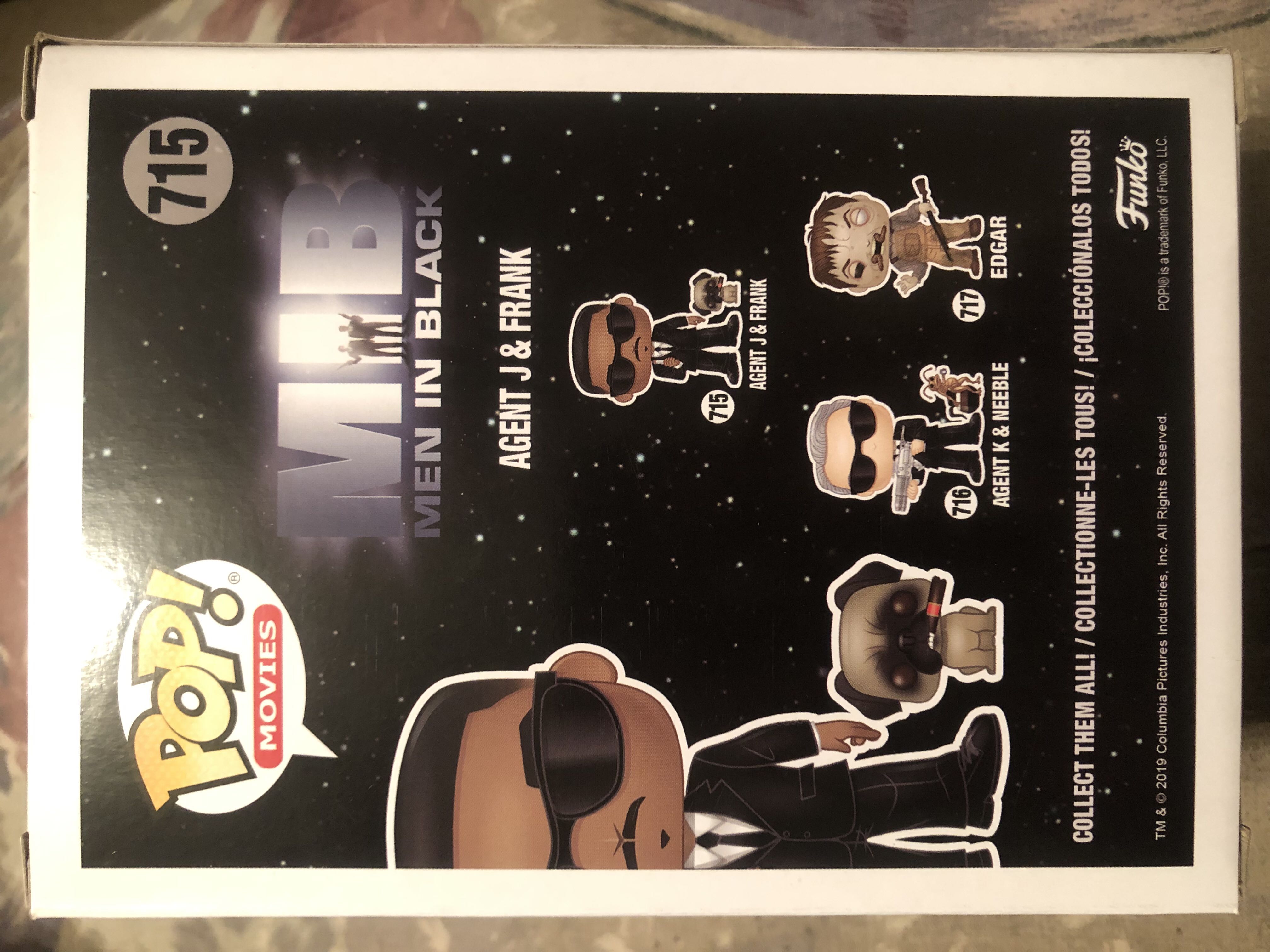 Agent J & Frank - Men in Black vinyl figure collectible [Barcode 889698376648] - Main Image 2