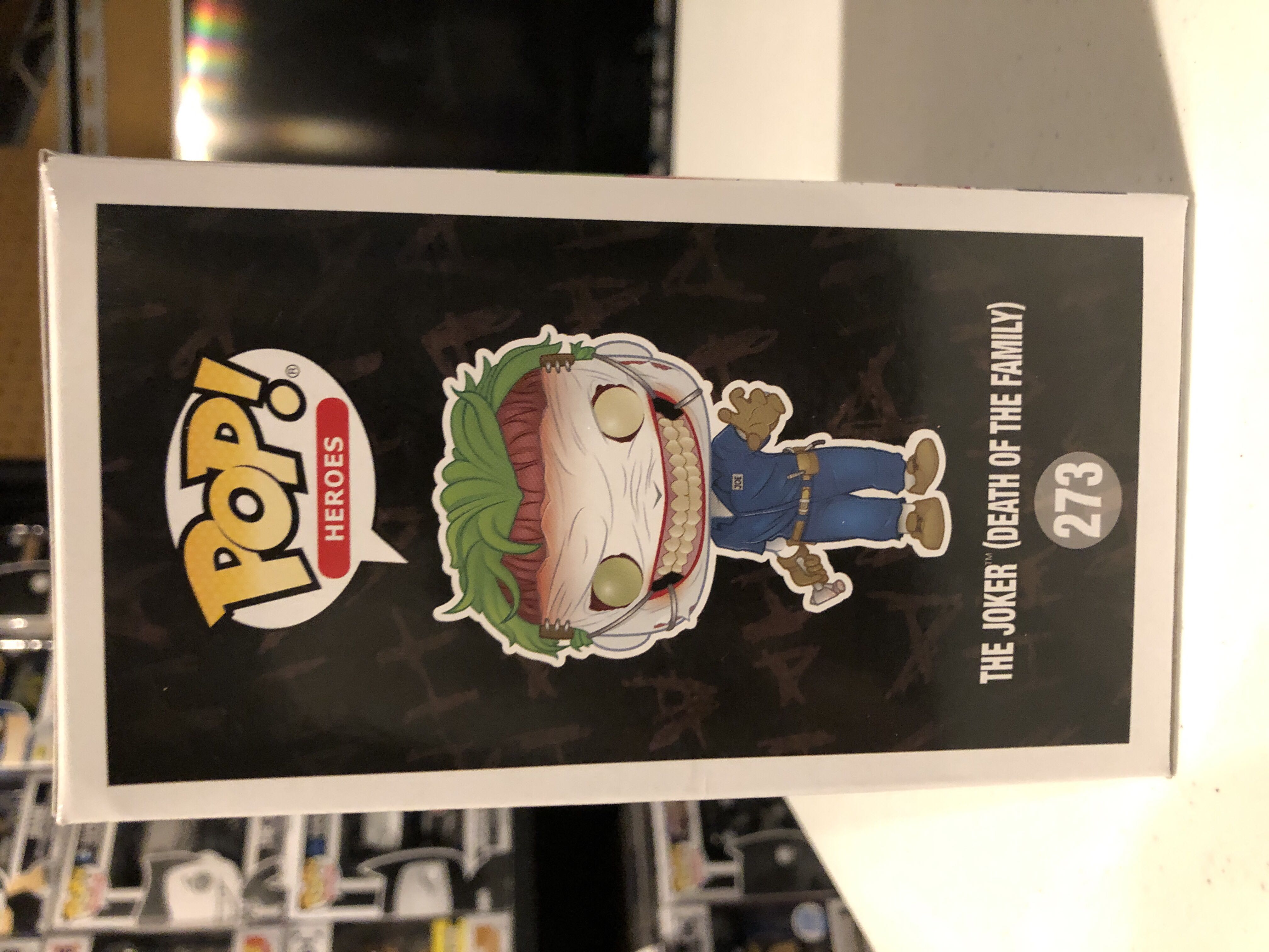 The Joker (Death Of The Family) - DC Universe vinyl figure collectible [Barcode 11692470] - Main Image 4