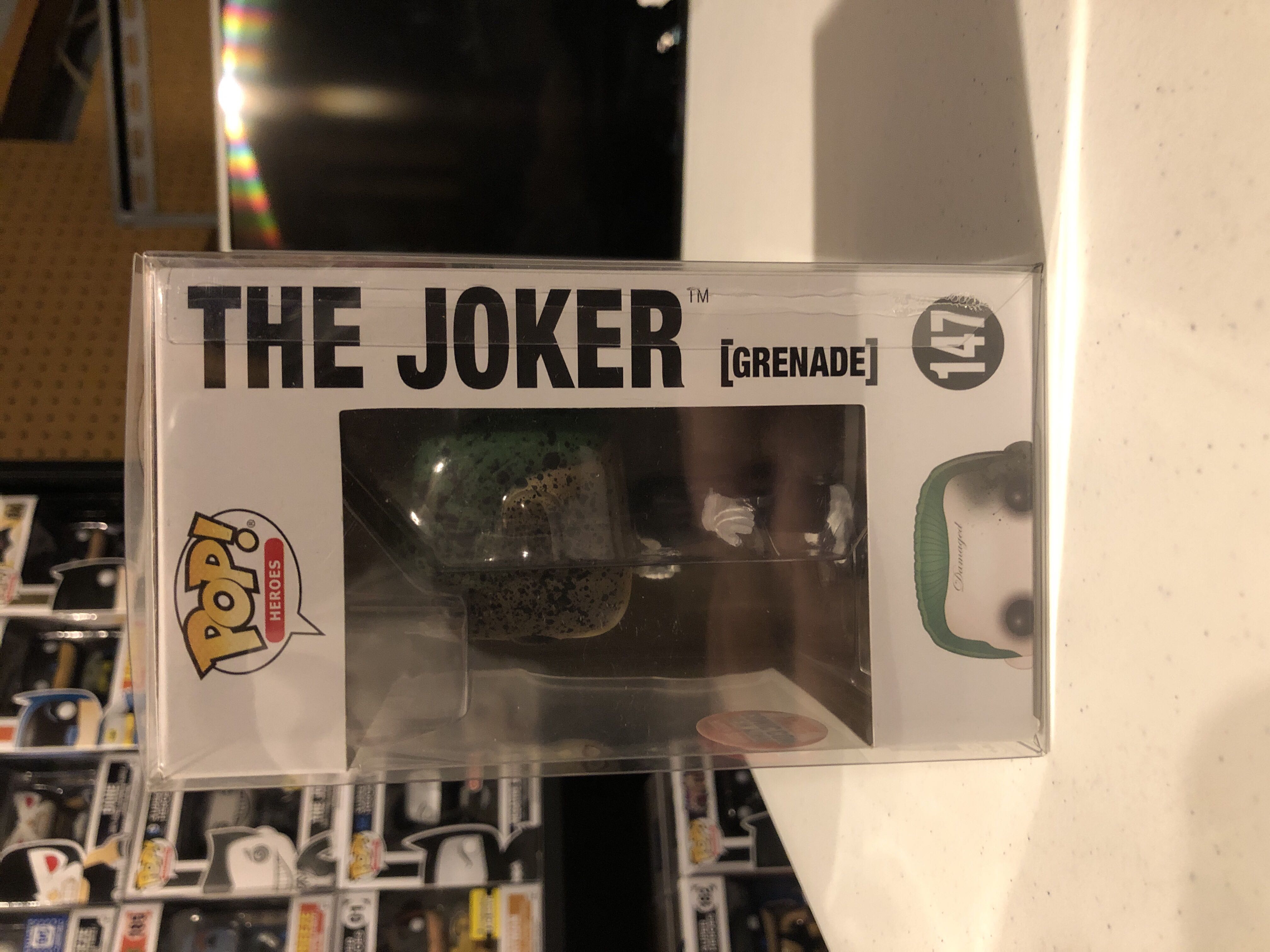 The Joker (Grenade)  - DC Universe vinyl figure collectible [Barcode 889698114561] - Main Image 2