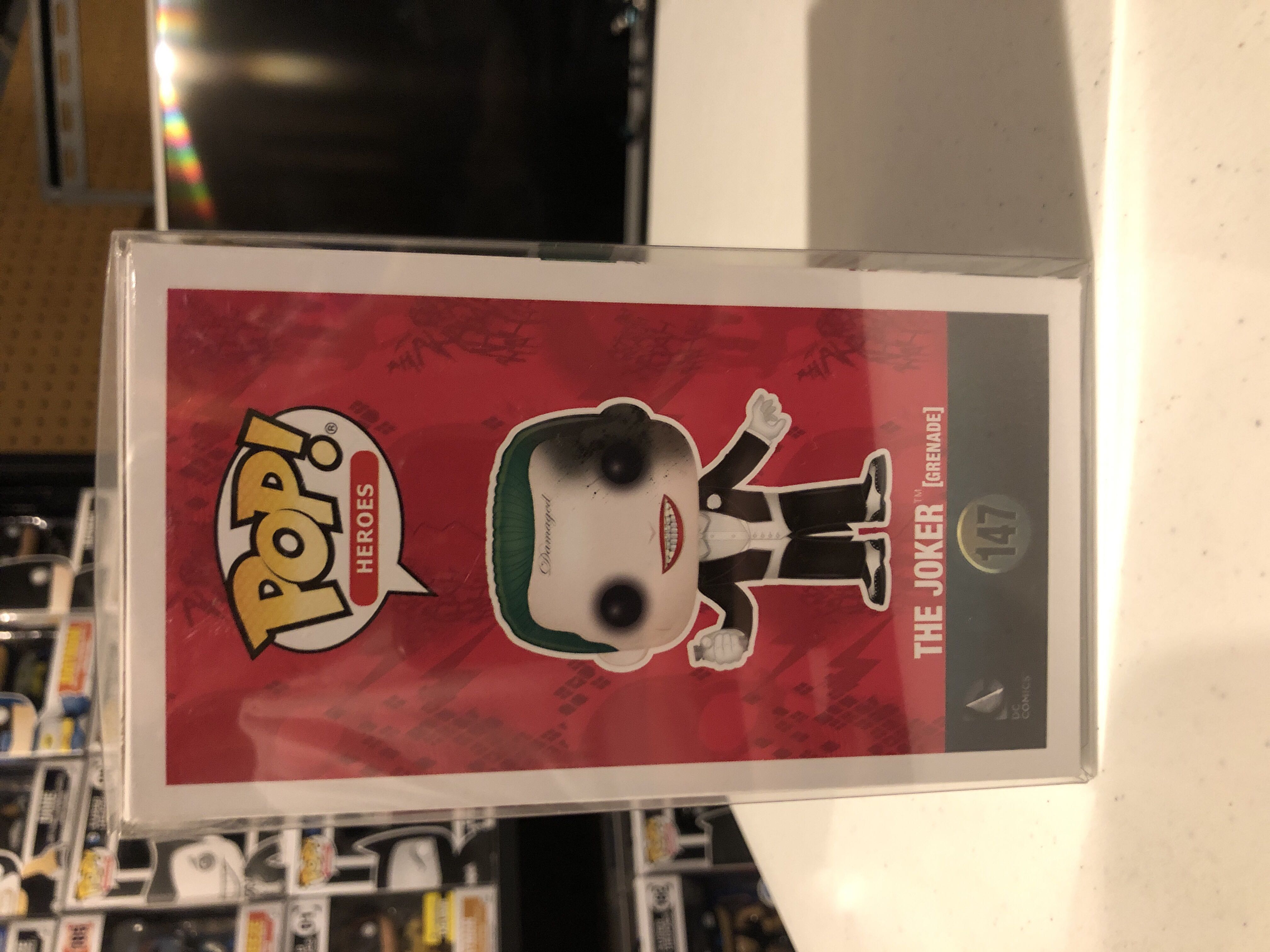 The Joker (Grenade)  - DC Universe vinyl figure collectible [Barcode 889698114561] - Main Image 4