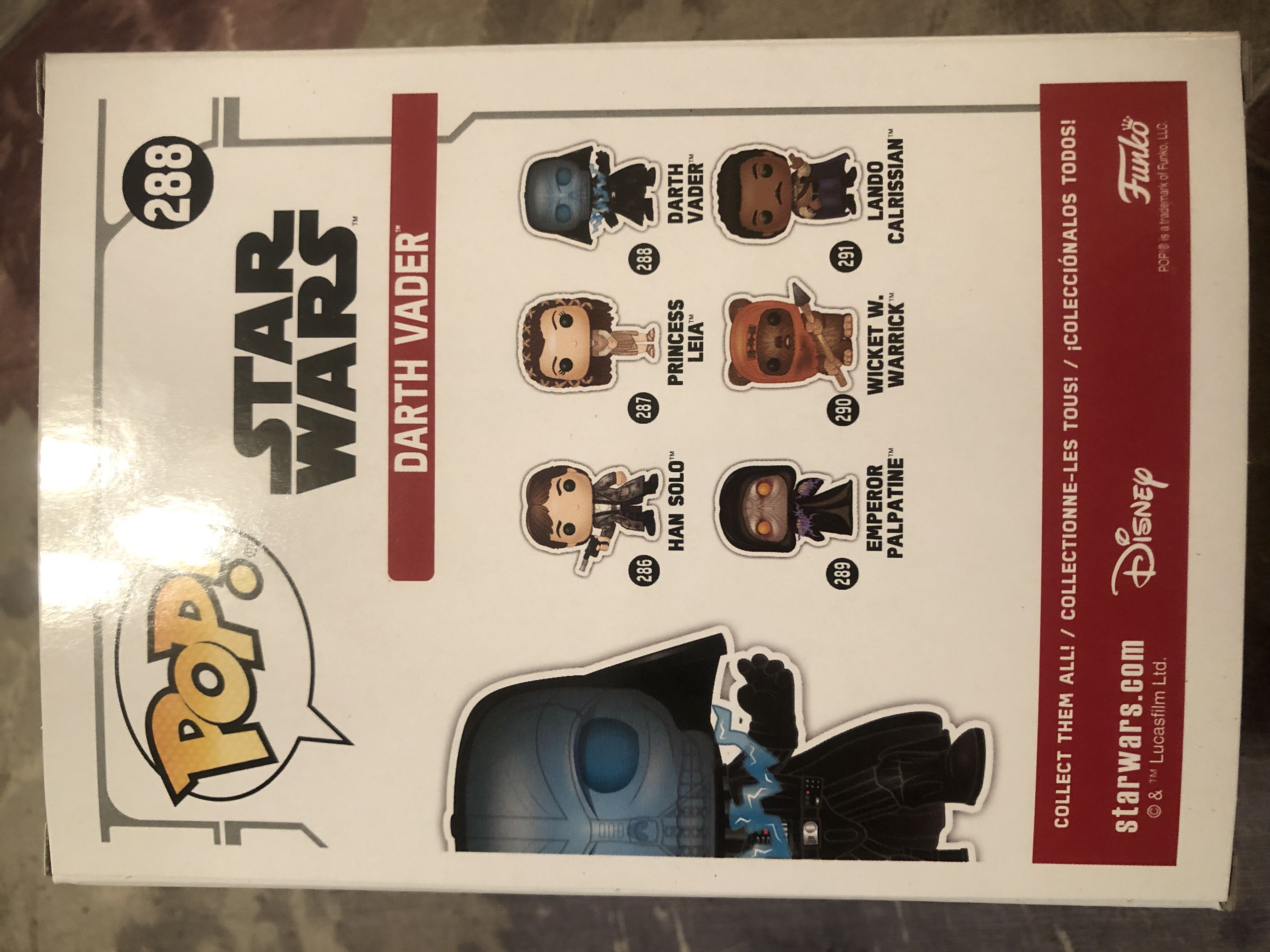 Darth Vader - Star Wars vinyl figure collectible [Barcode 889698375900] - Main Image 2