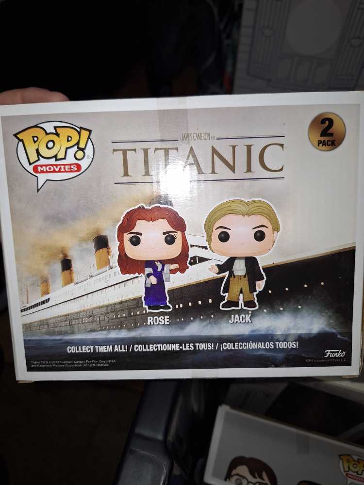 Rose & Jack - Titanic vinyl figure collectible [Barcode 889698364379] - Main Image 2