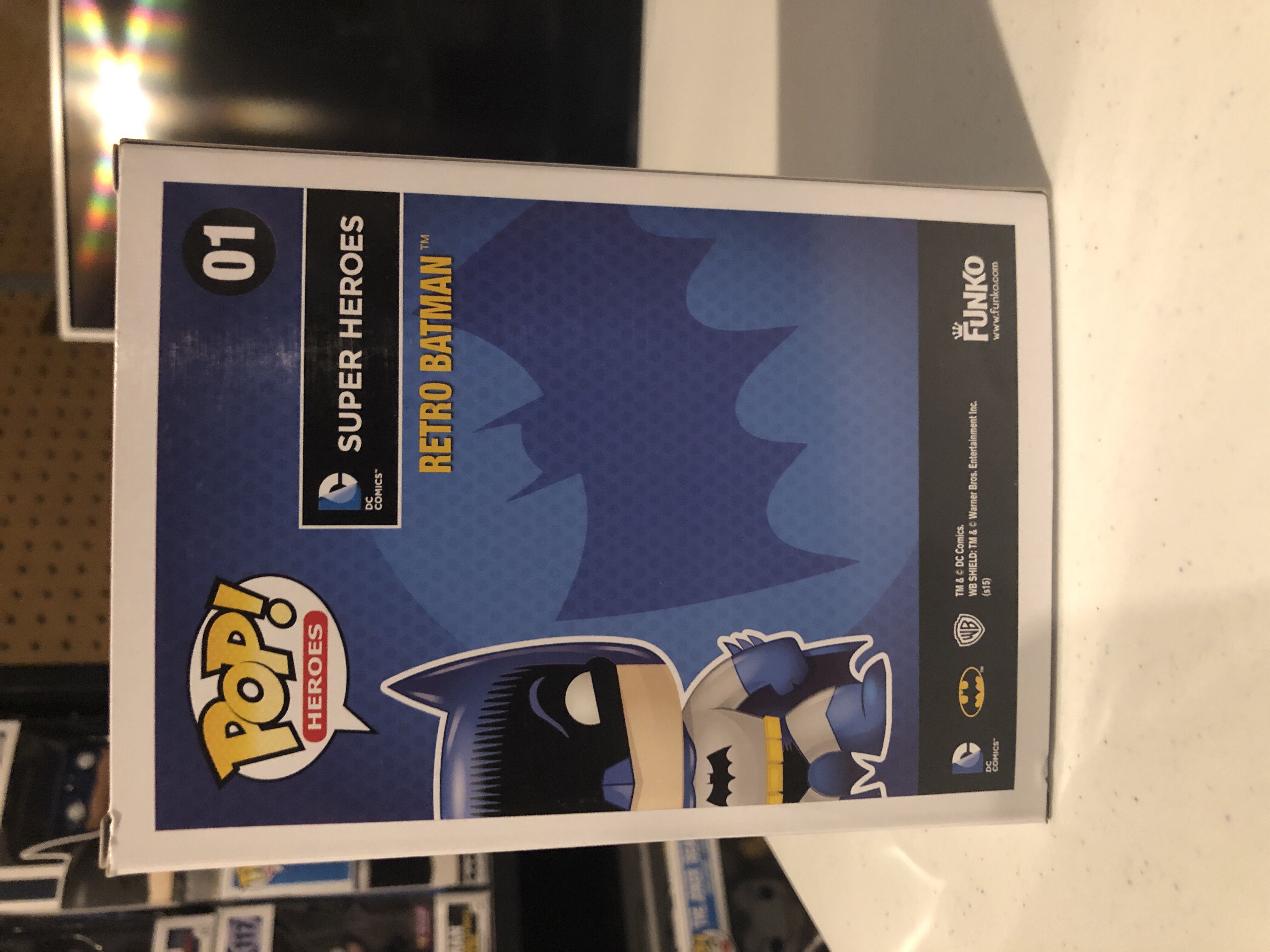 Retro Batman - DC Universe vinyl figure collectible [Barcode 849803067175] - Main Image 3