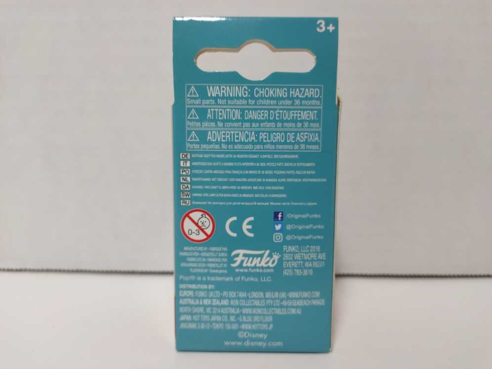 Dumbo Clown - Dumbo vinyl figure collectible [Barcode 889698369961] - Main Image 2